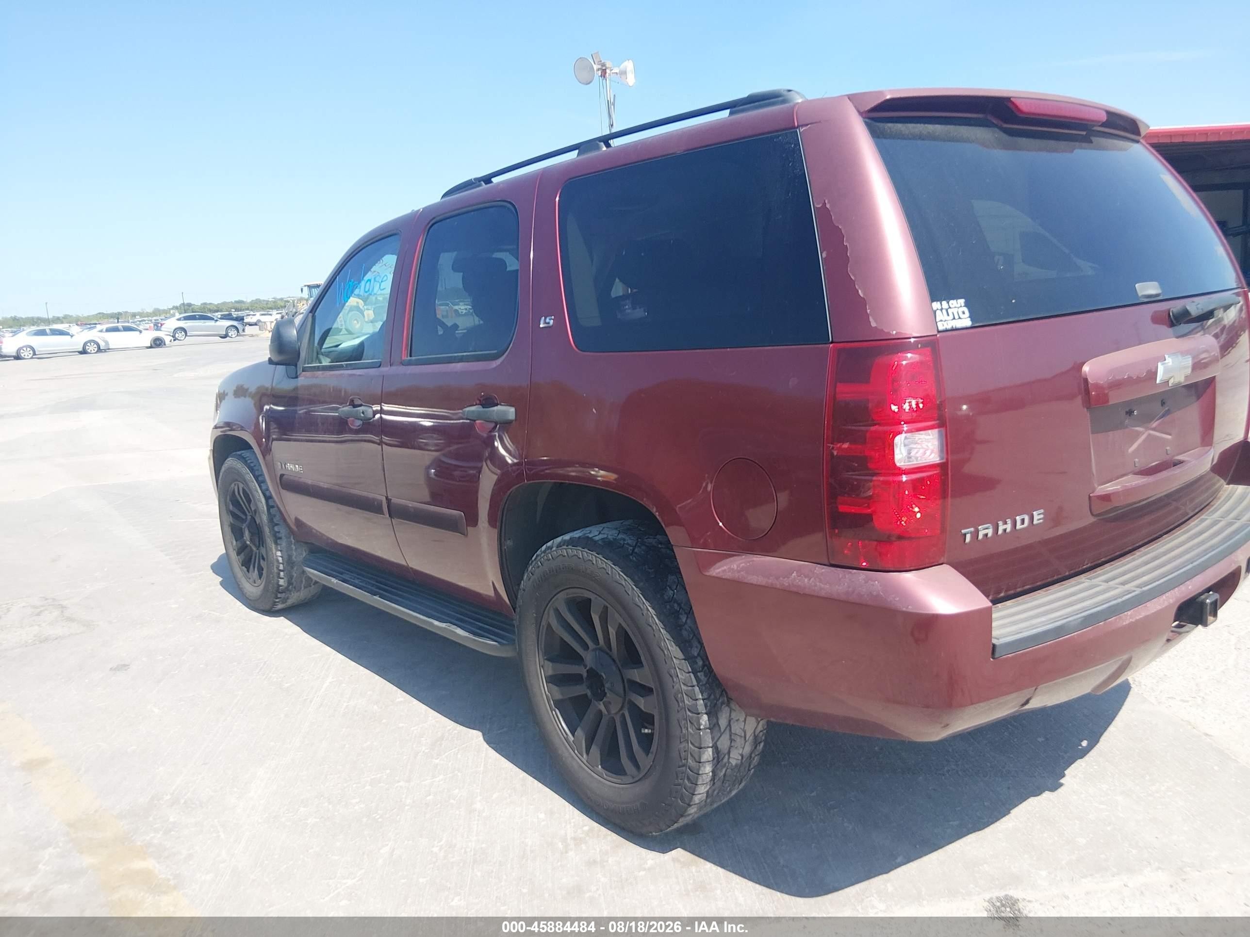 2008 Chevrolet Tahoe Ls Темно-бордовый vin: 1GNFC13C38R194017