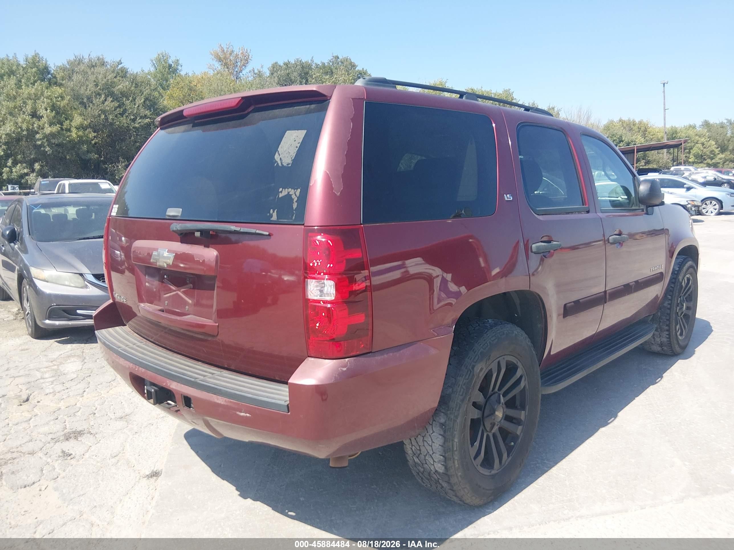 2008 Chevrolet Tahoe Ls Темно-бордовый vin: 1GNFC13C38R194017