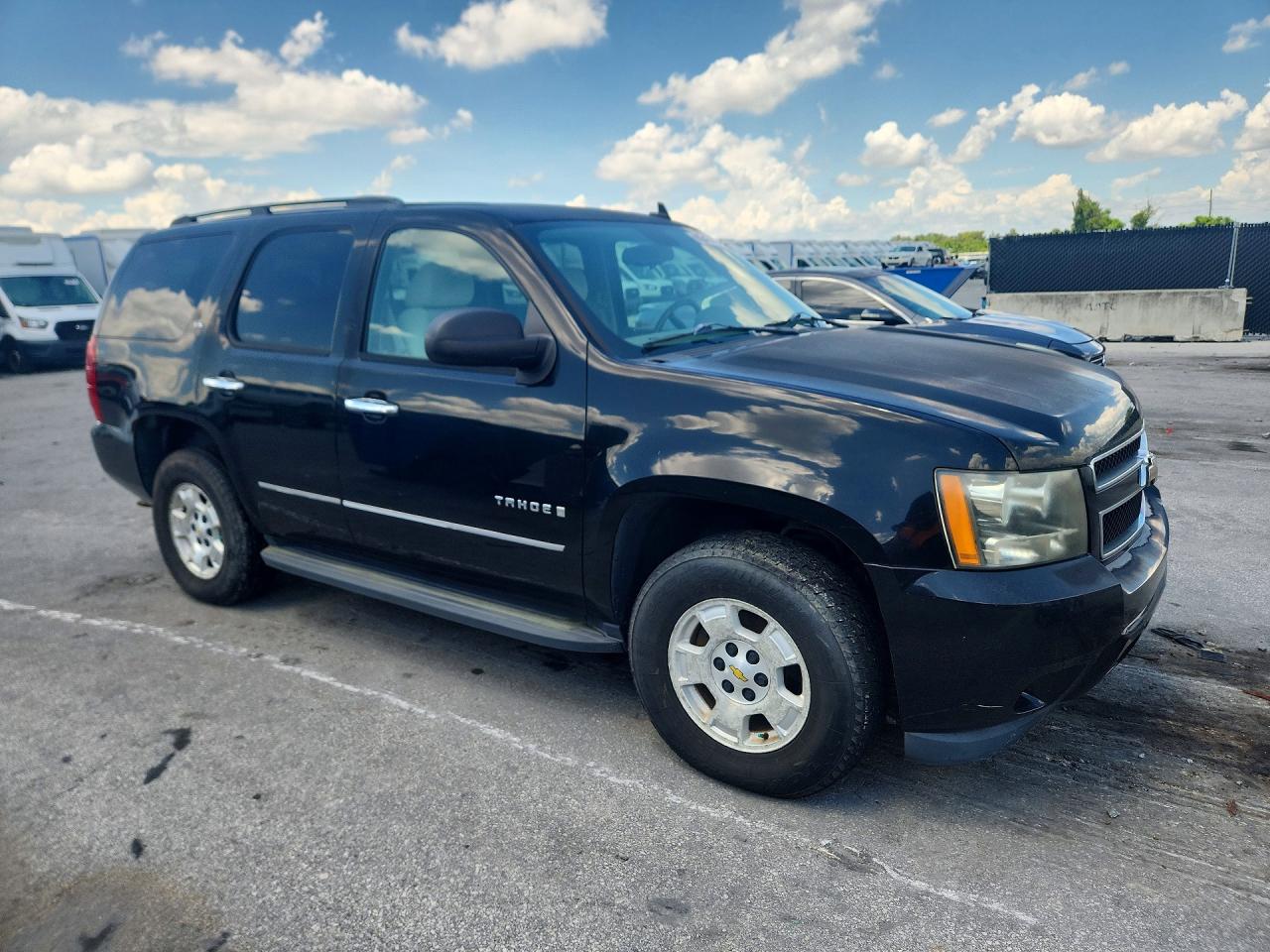 2009 Chevrolet Tahoe C1500 Ls Black vin: 1GNFC13C39R185495