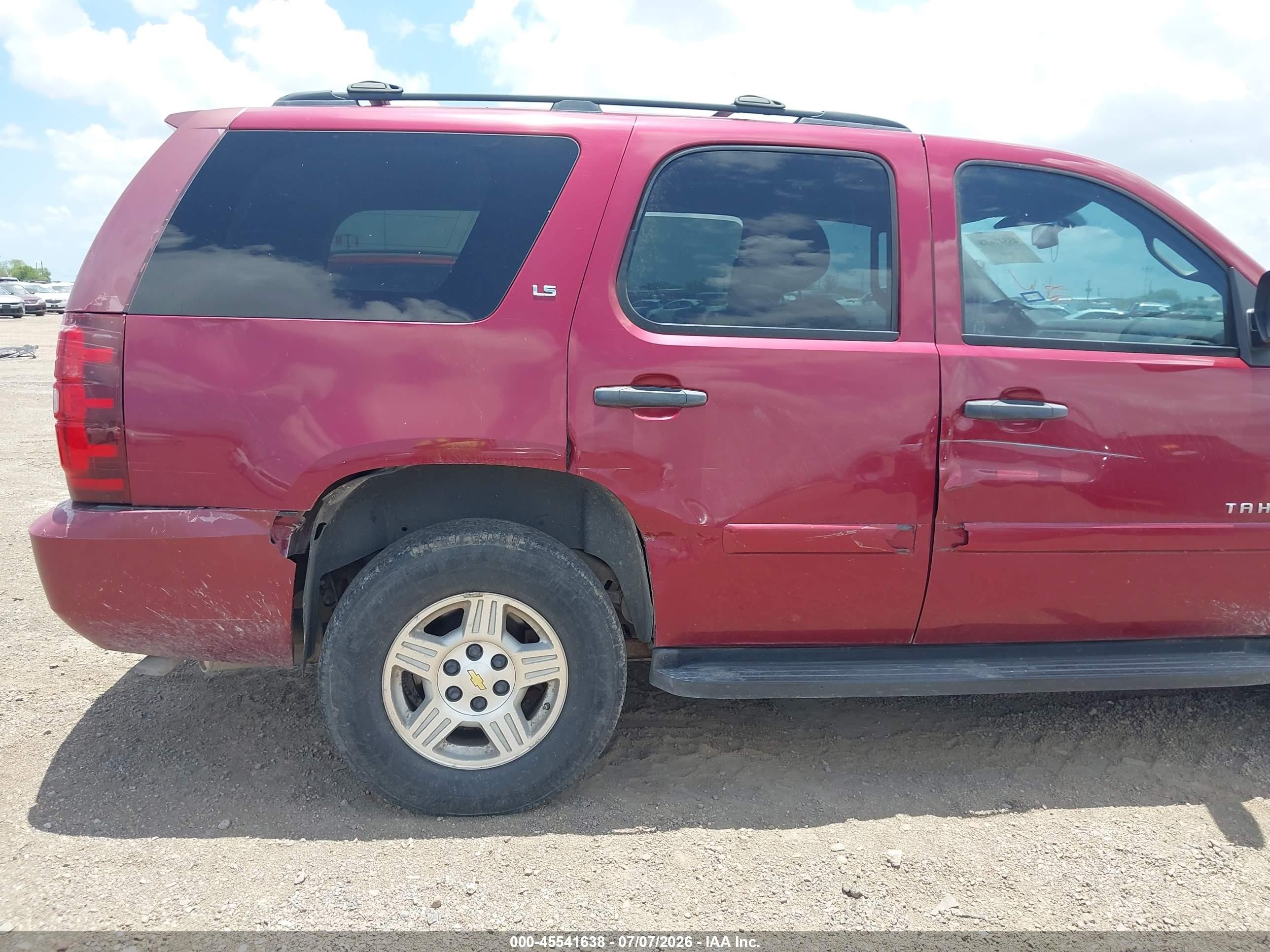 2007 Chevrolet Tahoe Ls Burgundy vin: 1GNFC13C57R414451