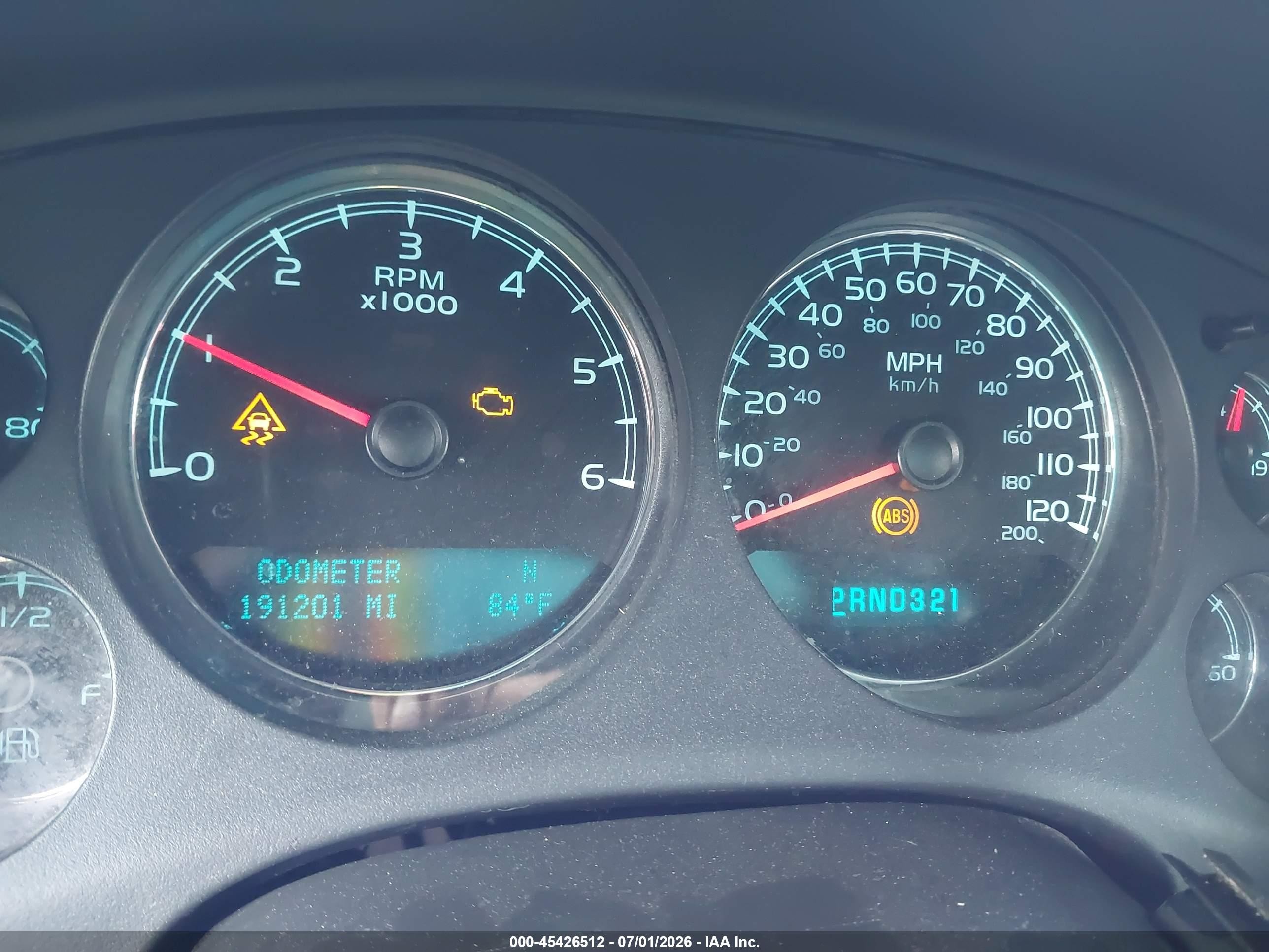 2009 Chevrolet Tahoe Ls White vin: 1GNFC13C59R157245