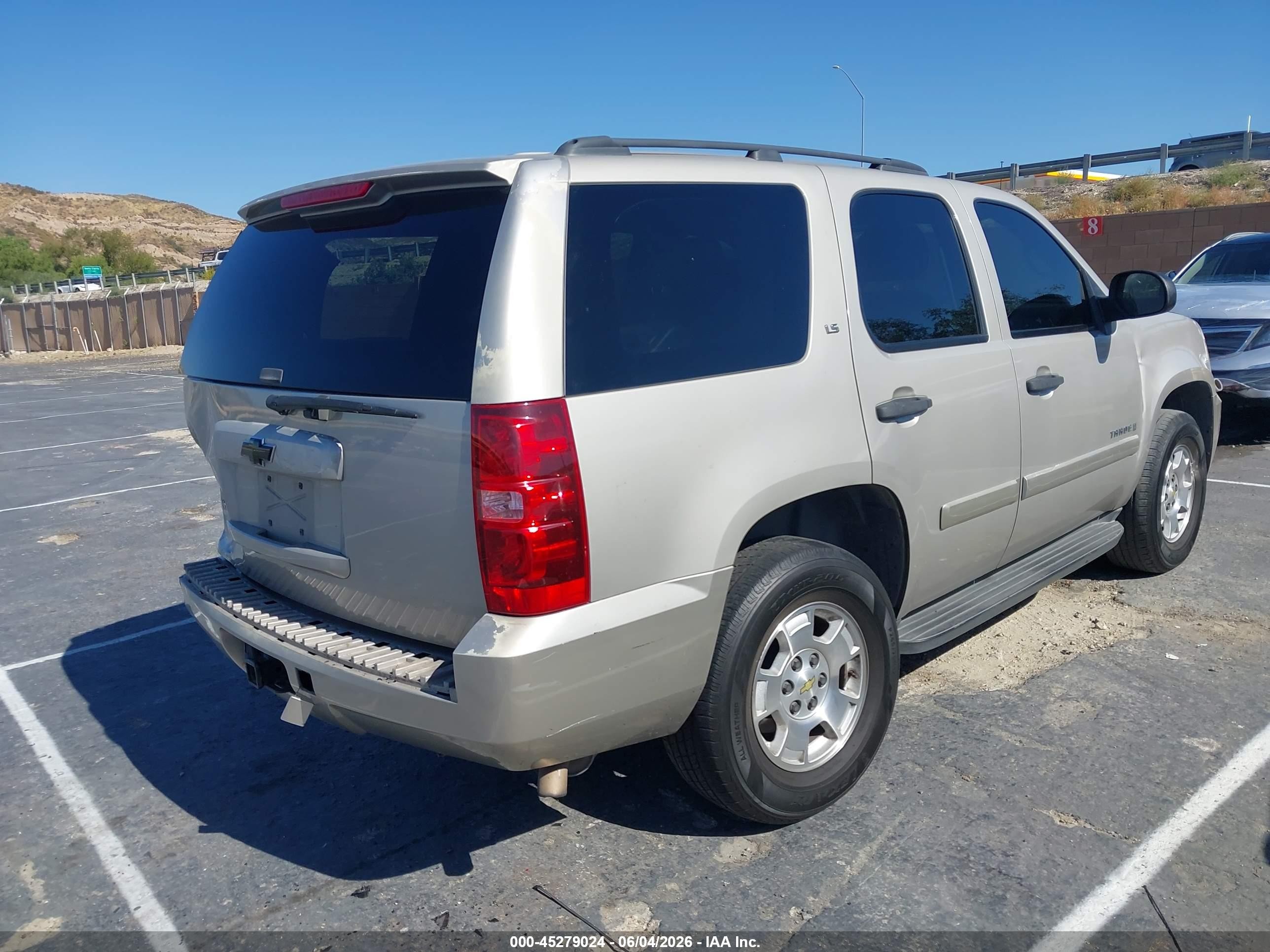 2009 Chevrolet Tahoe Ls Tan vin: 1GNFC13C59R191220