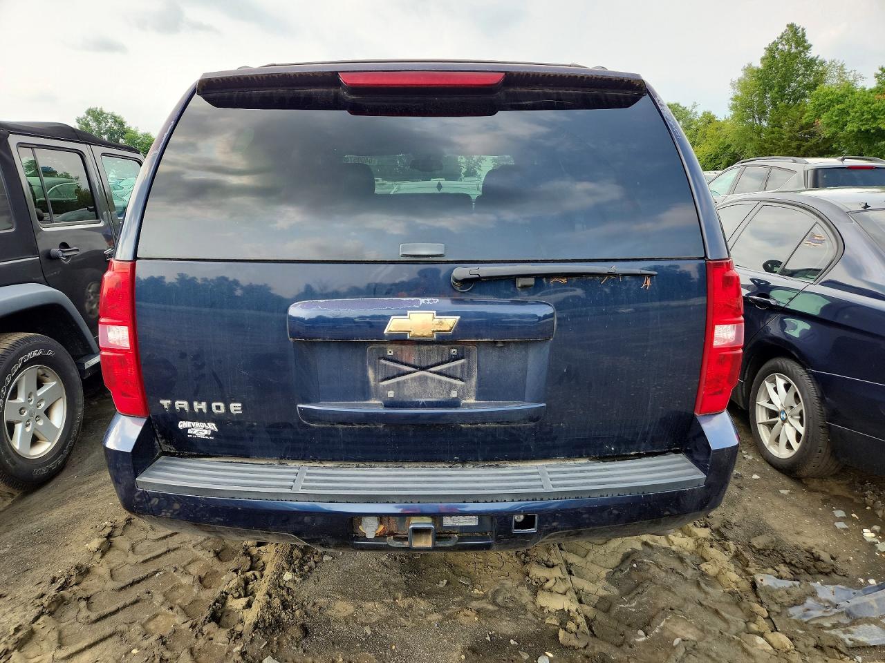 2008 Chevrolet Tahoe C1500 Синий vin: 1GNFC13C68J110464