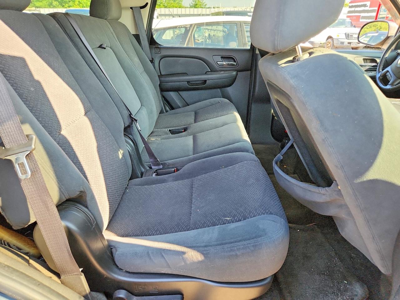 2008 Chevrolet Tahoe C1500 Синий vin: 1GNFC13C68J110464