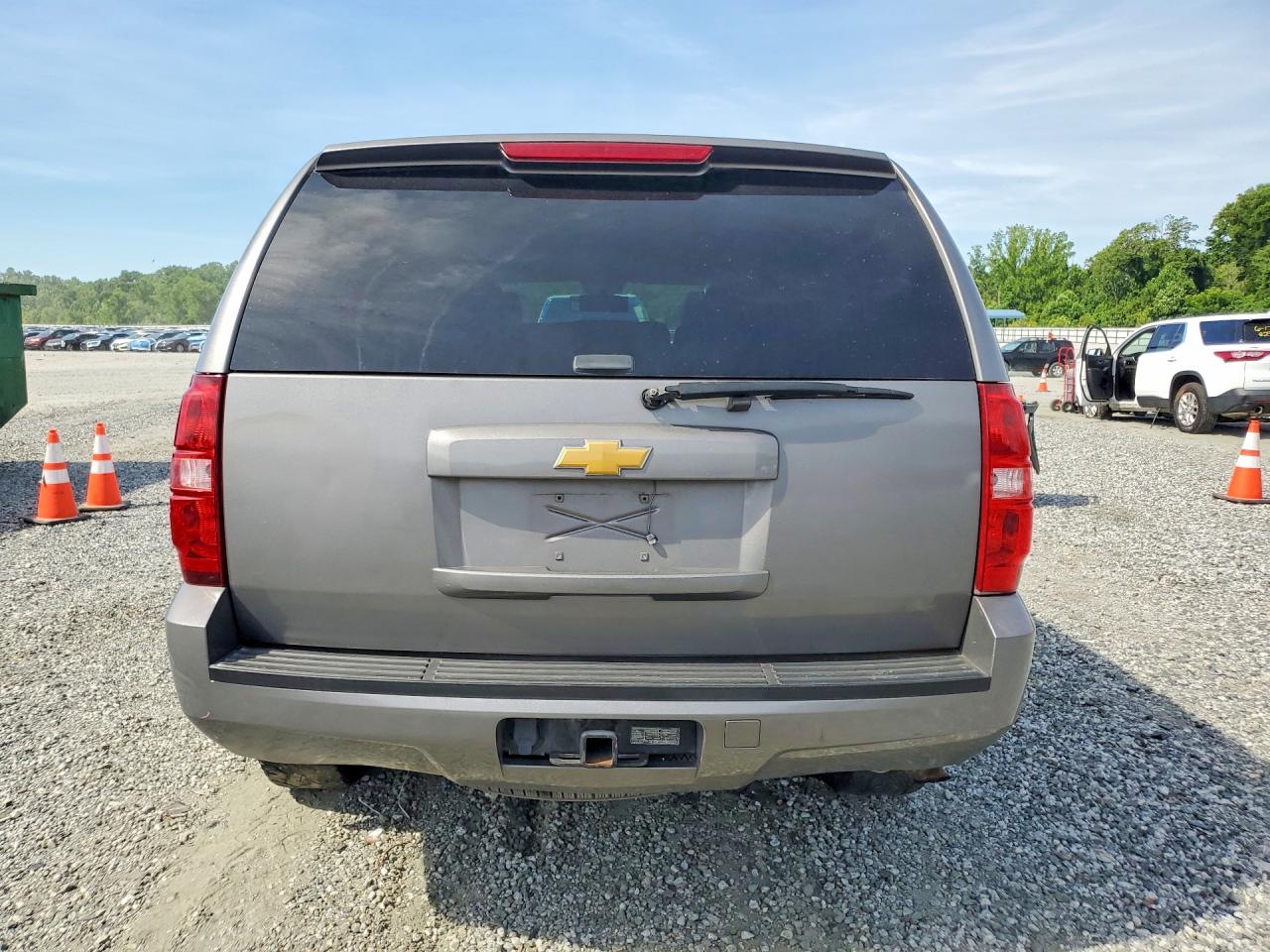 2007 Chevrolet Tahoe C1500 Gray vin: 1GNFC13C77J390880