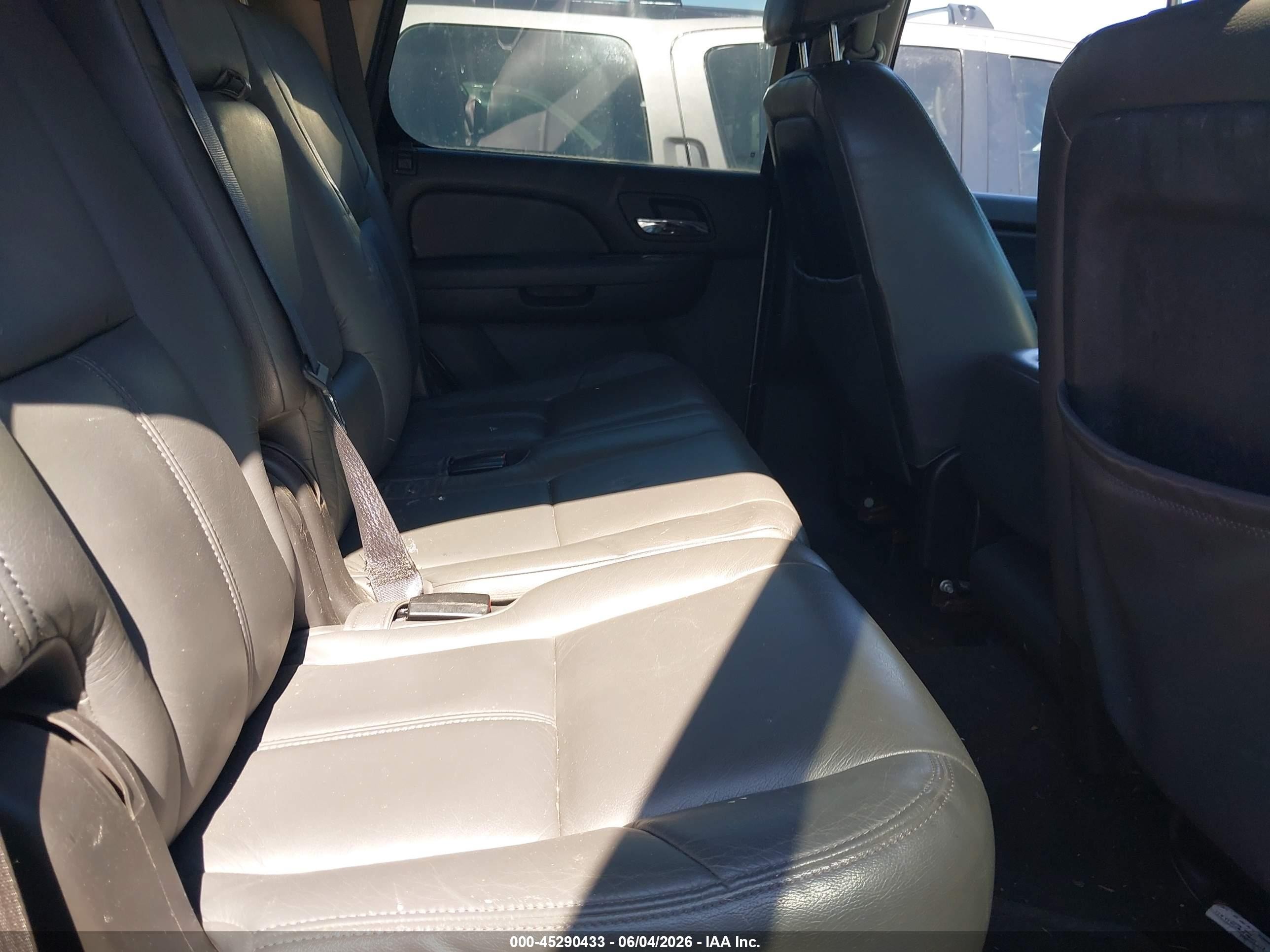 2007 Chevrolet Tahoe Ls Желто-коричневый vin: 1GNFC13C77R267534