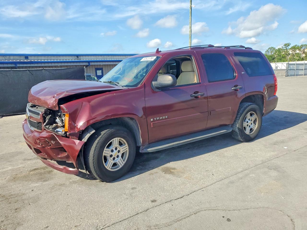 2008 Chevrolet Tahoe C1500 Бордовый vin: 1GNFC13C78R124729