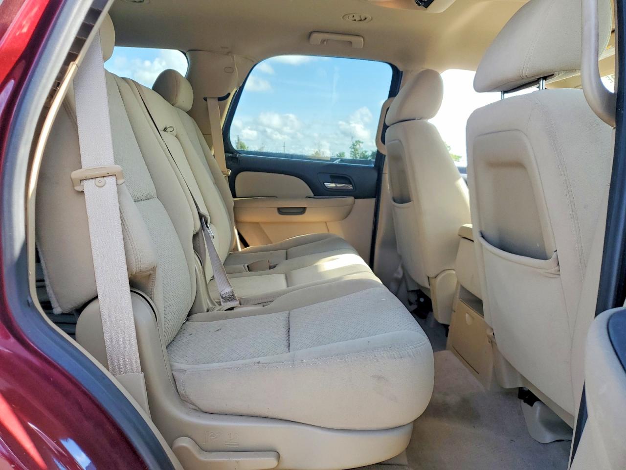 2008 Chevrolet Tahoe C1500 Burgundy vin: 1GNFC13C78R124729