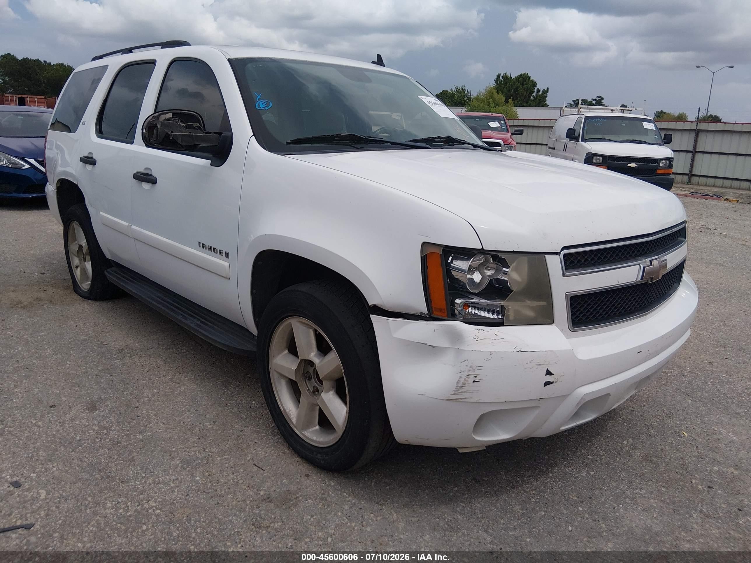 2008 Chevrolet Tahoe Ls White vin: 1GNFC13C78R261735
