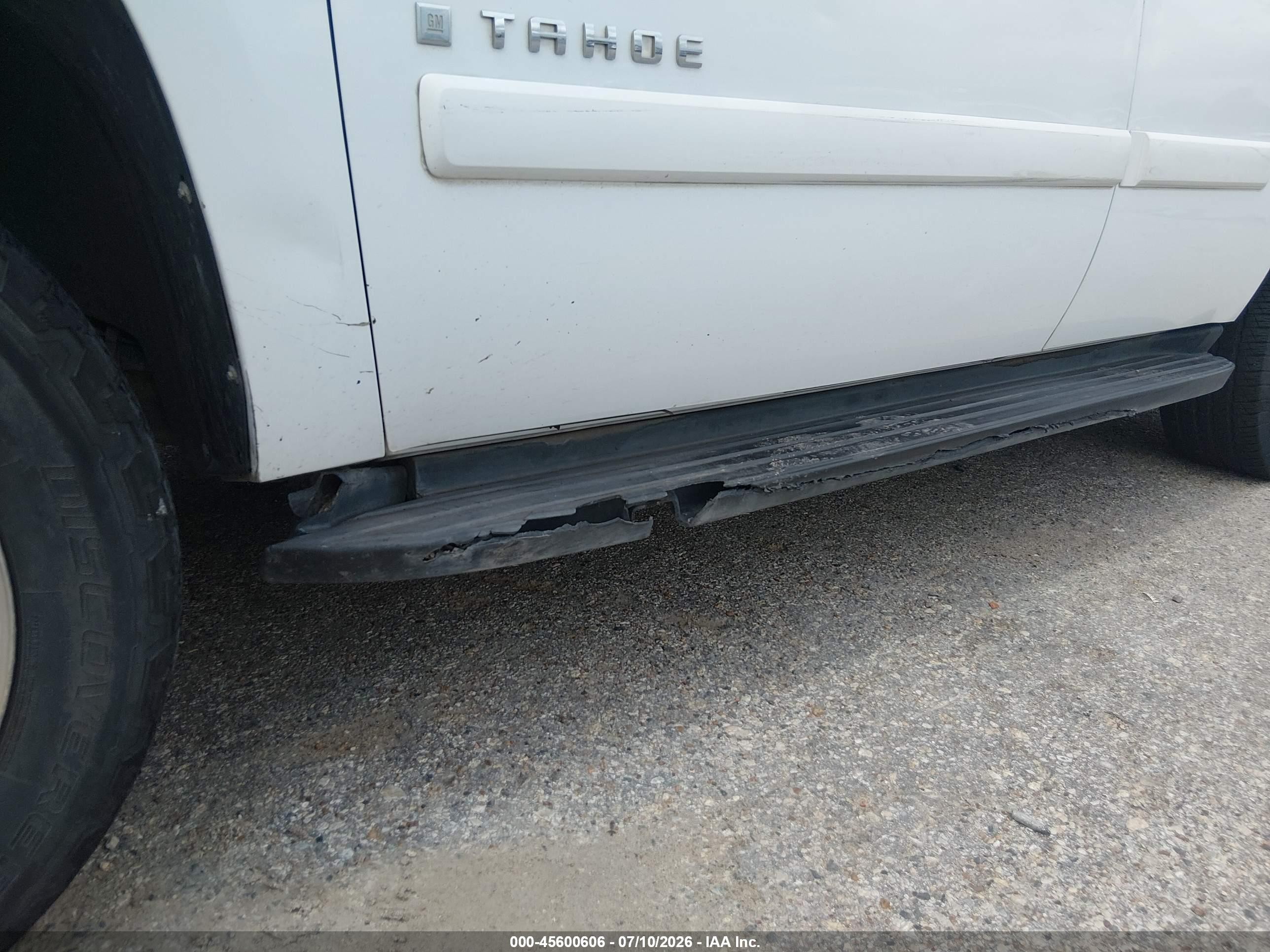 2008 Chevrolet Tahoe Ls White vin: 1GNFC13C78R261735