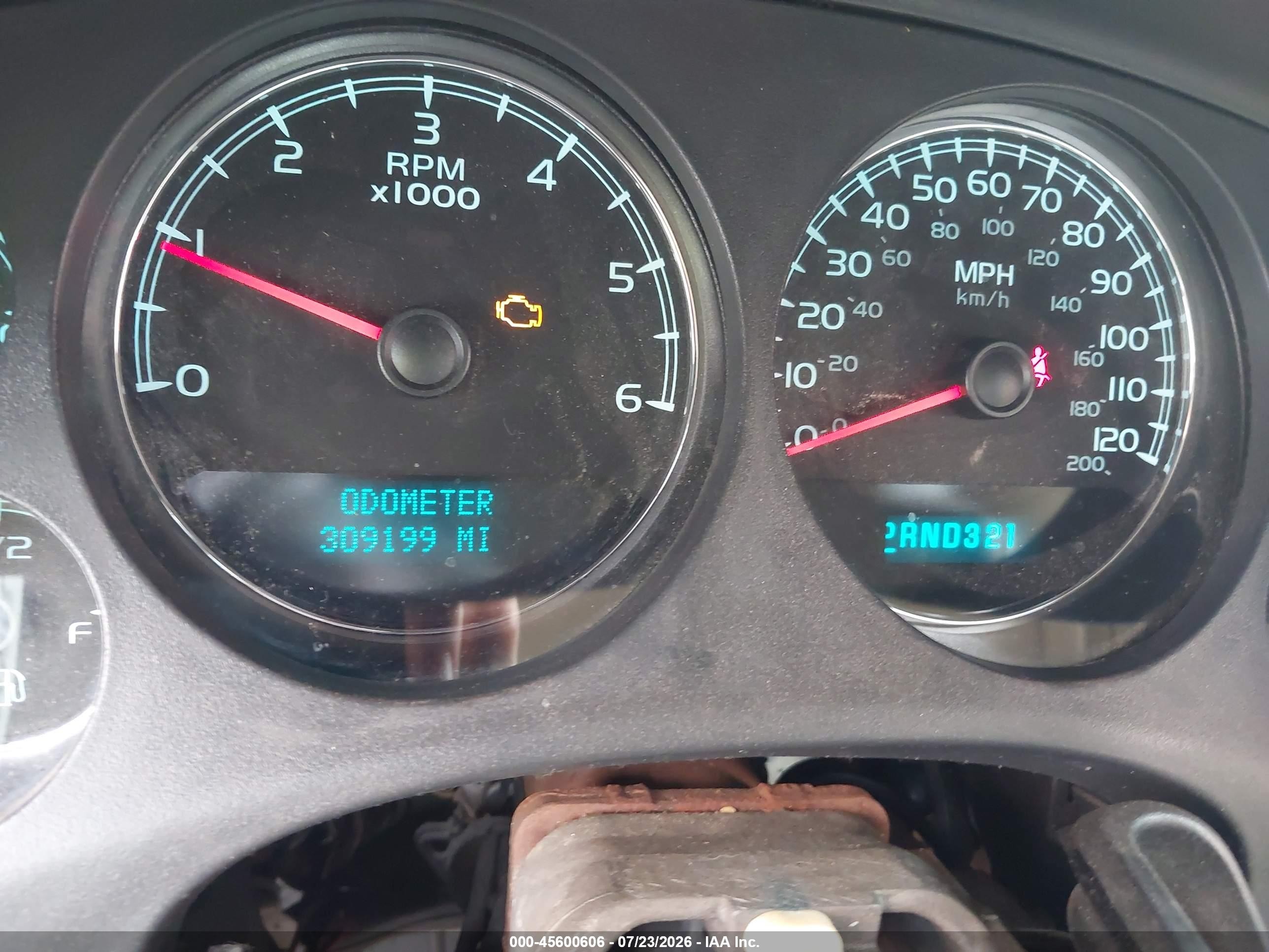 2008 Chevrolet Tahoe Ls White vin: 1GNFC13C78R261735