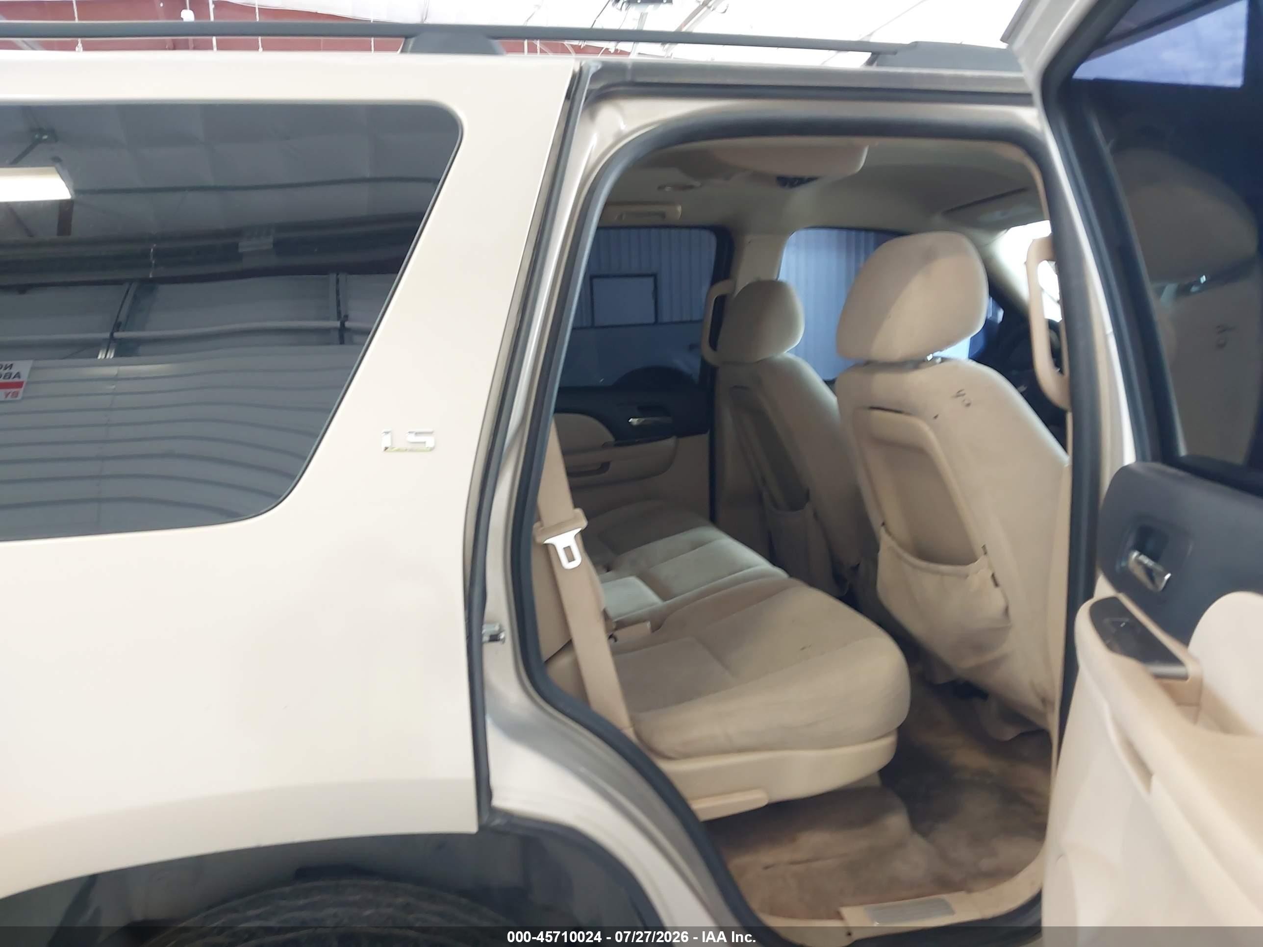 2007 Chevrolet Tahoe Ls Tan vin: 1GNFC13C97J380108