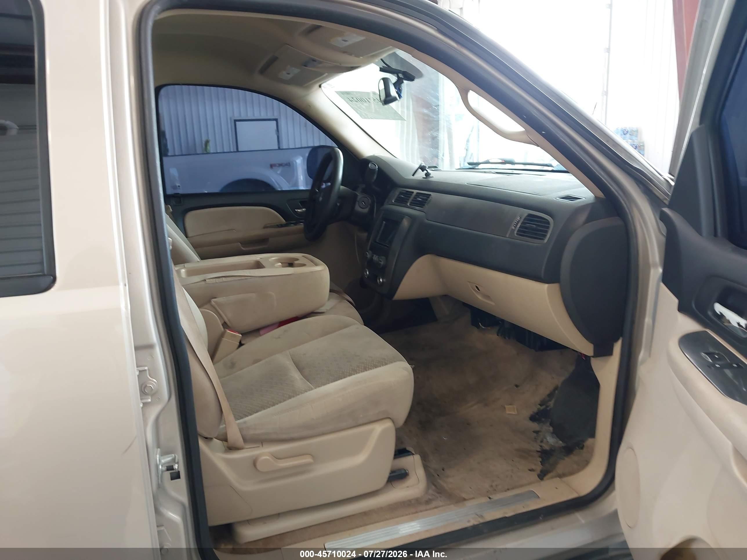 2007 Chevrolet Tahoe Ls Tan vin: 1GNFC13C97J380108