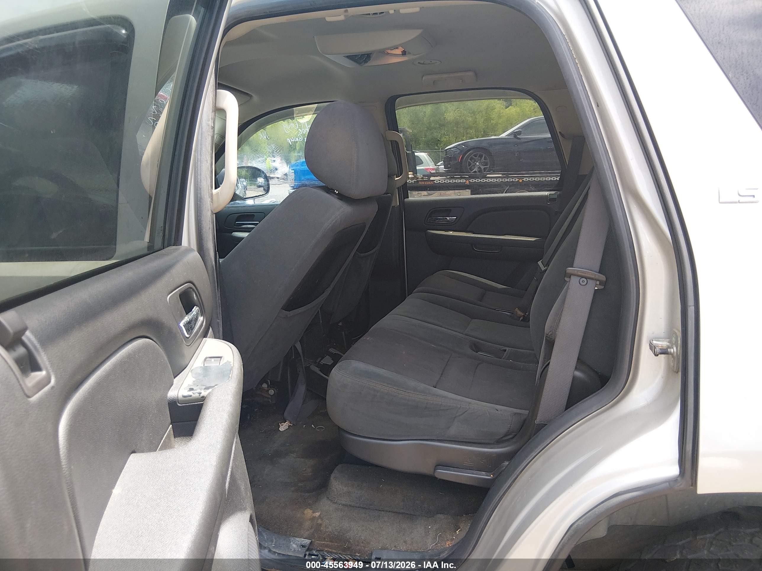 2009 Chevrolet Tahoe Ls Gray vin: 1GNFC13CX9R209808