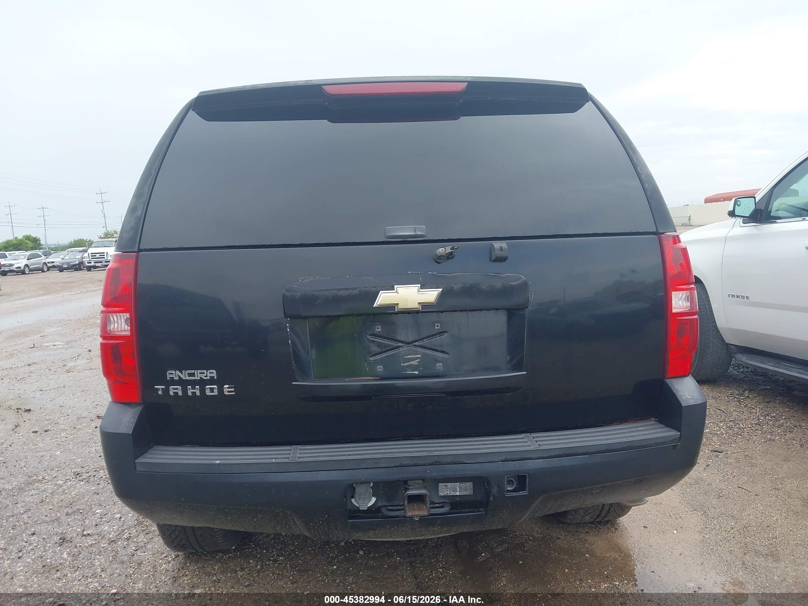 2007 Chevrolet Tahoe Ls Black vin: 1GNFC13J07R127629