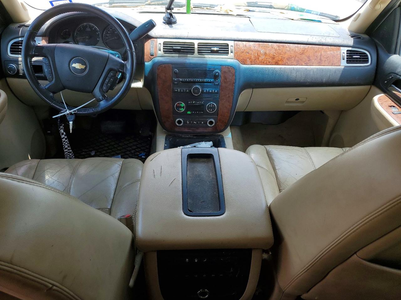 2007 Chevrolet Tahoe C1500 White vin: 1GNFC13J07R164955