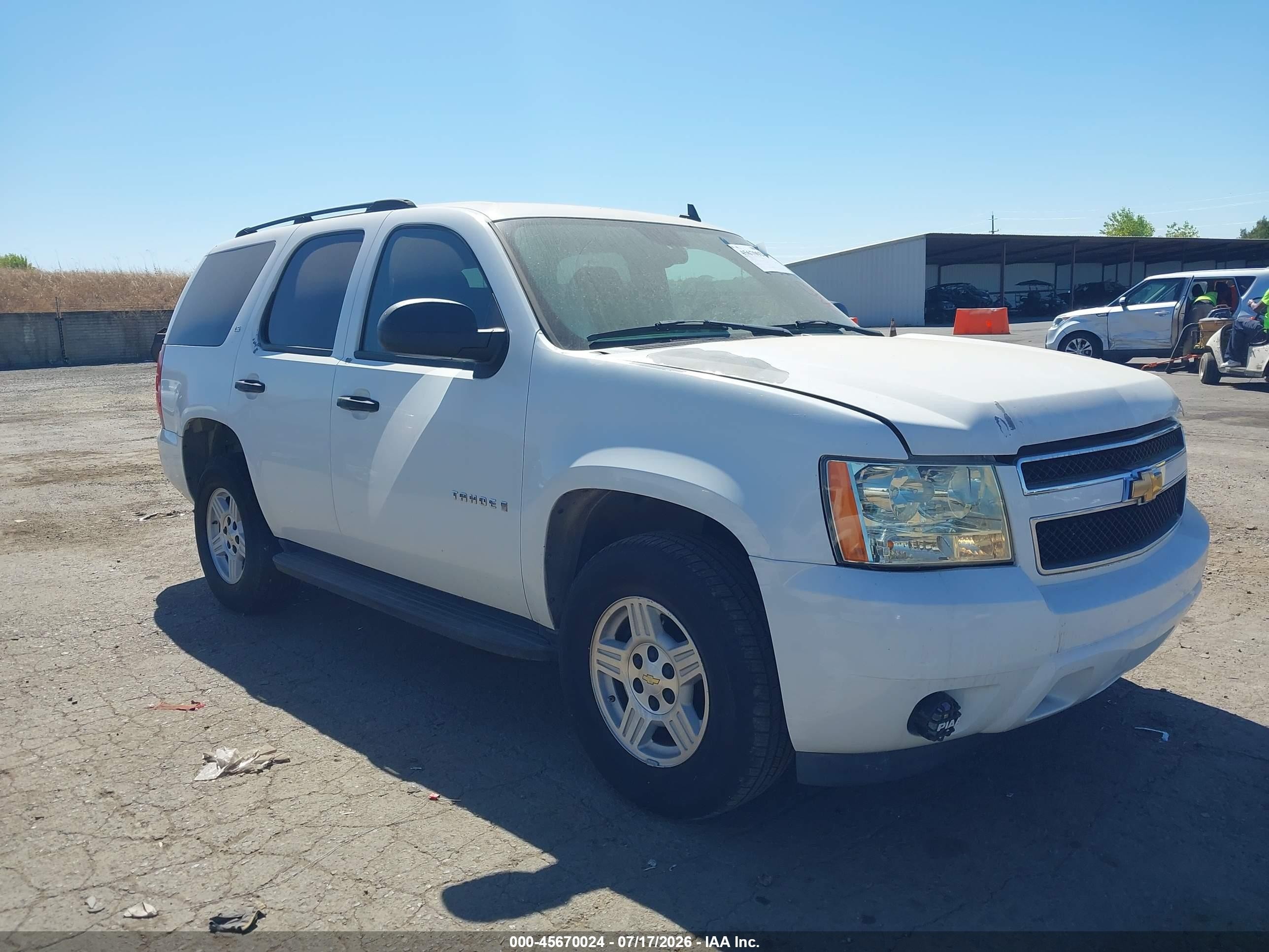 2007 Chevrolet Tahoe Ls White vin: 1GNFC13J17J146155