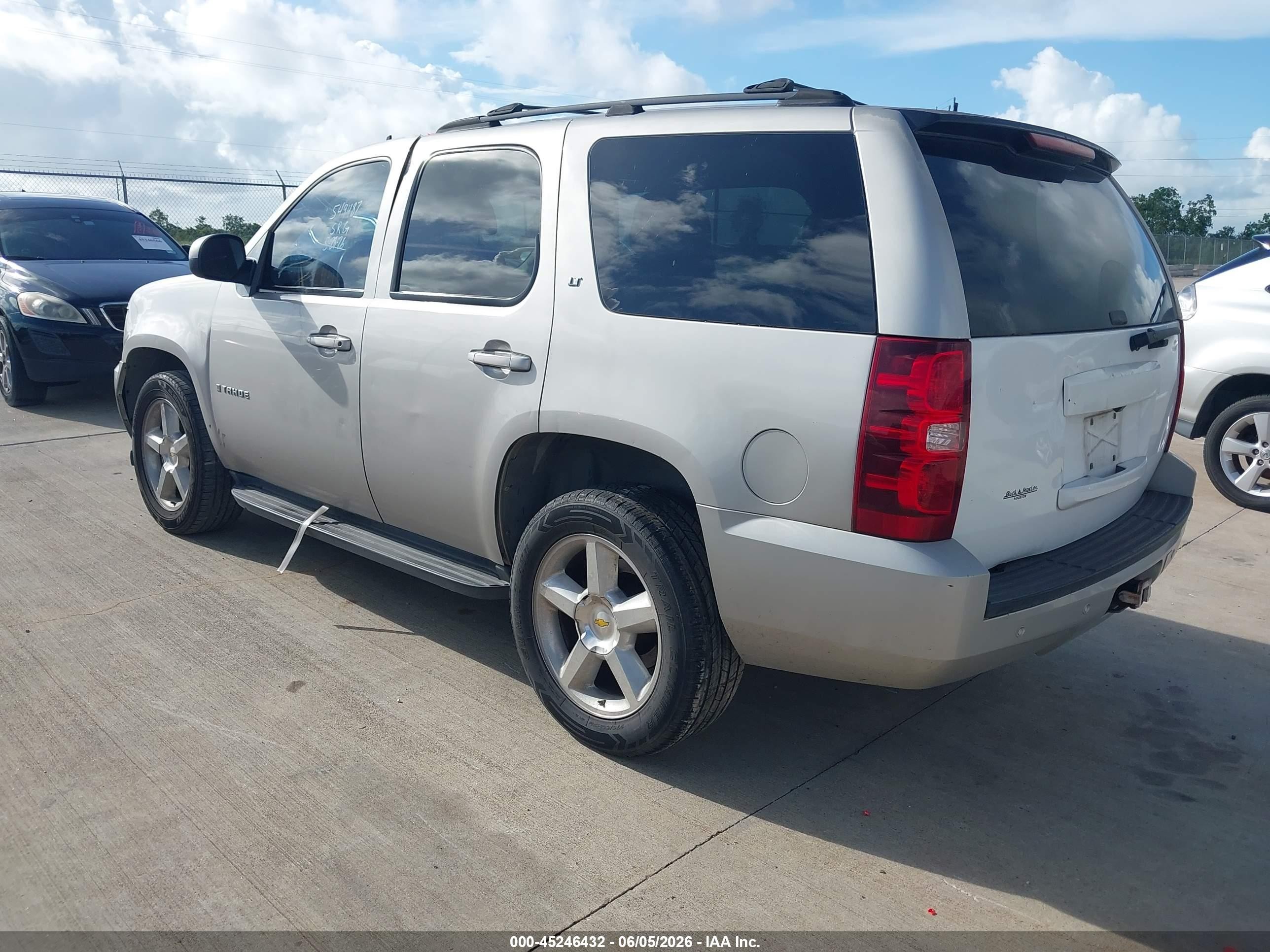 2007 Chevrolet Tahoe Lt Silver vin: 1GNFC13J27R120309