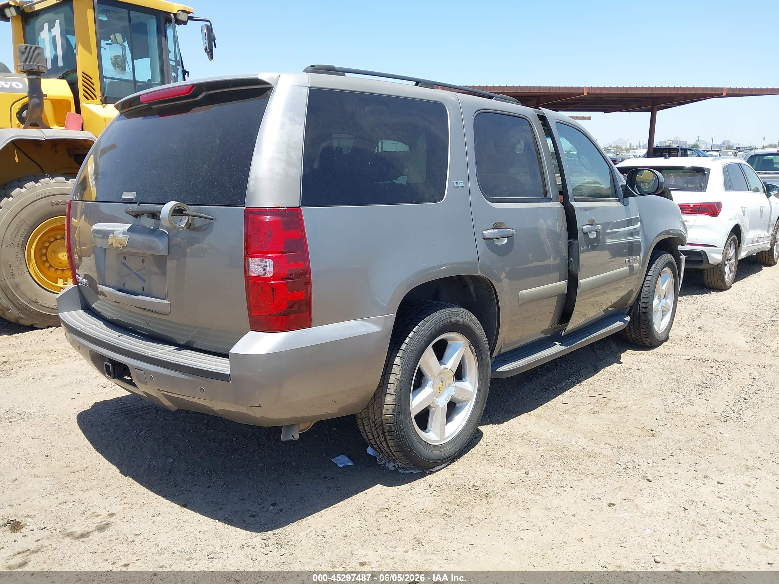 2007 Chevrolet Tahoe Ltz Gray vin: 1GNFC13J27R253376