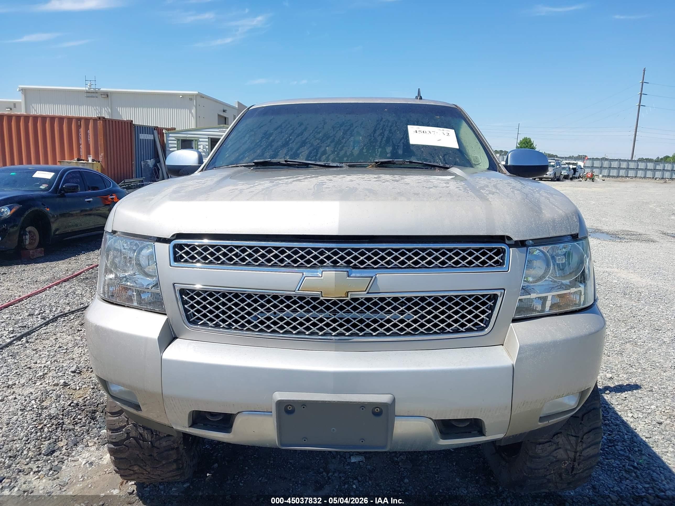 2007 Chevrolet Tahoe Lt Silver vin: 1GNFC13J27R424417