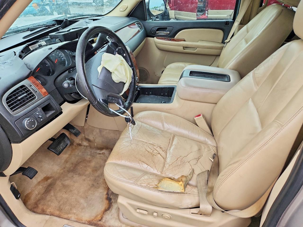 2007 Chevrolet Tahoe C1500 Tan vin: 1GNFC13J37R122344