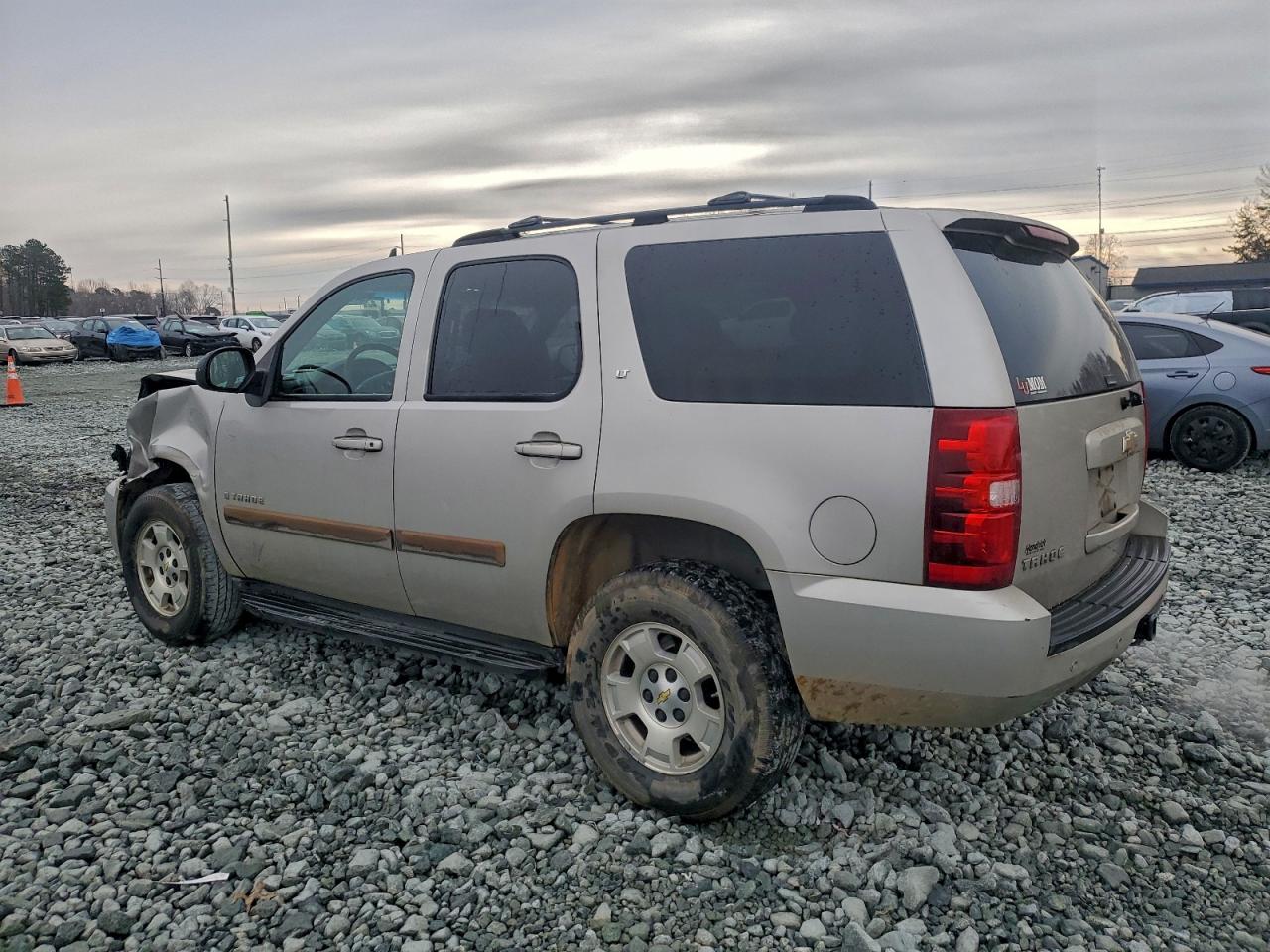 2007 Chevrolet Tahoe C1500 Silver vin: 1GNFC13J37R137412