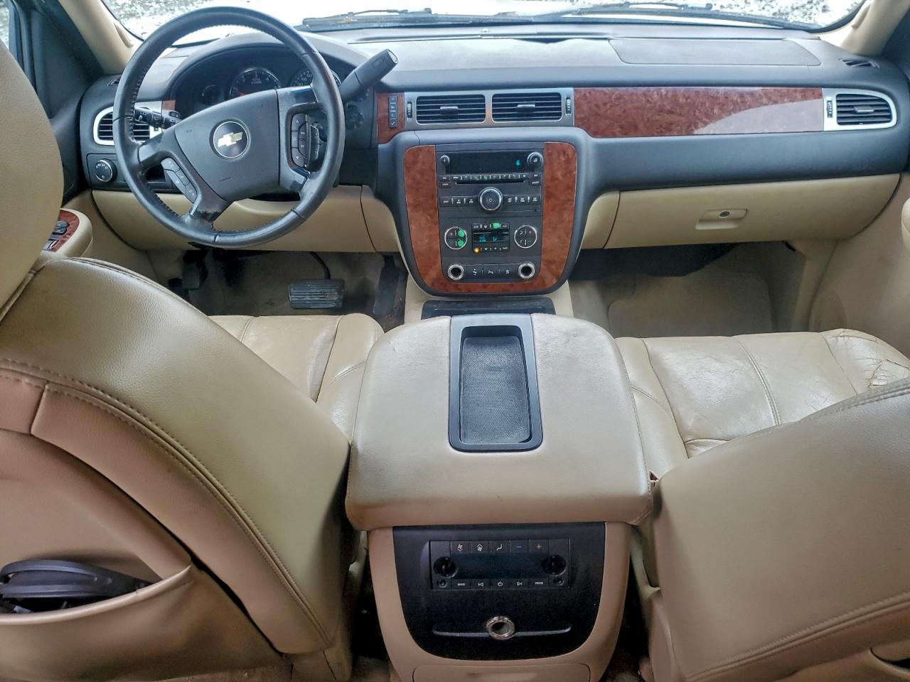 2007 Chevrolet Tahoe C1500 Silver vin: 1GNFC13J37R137412