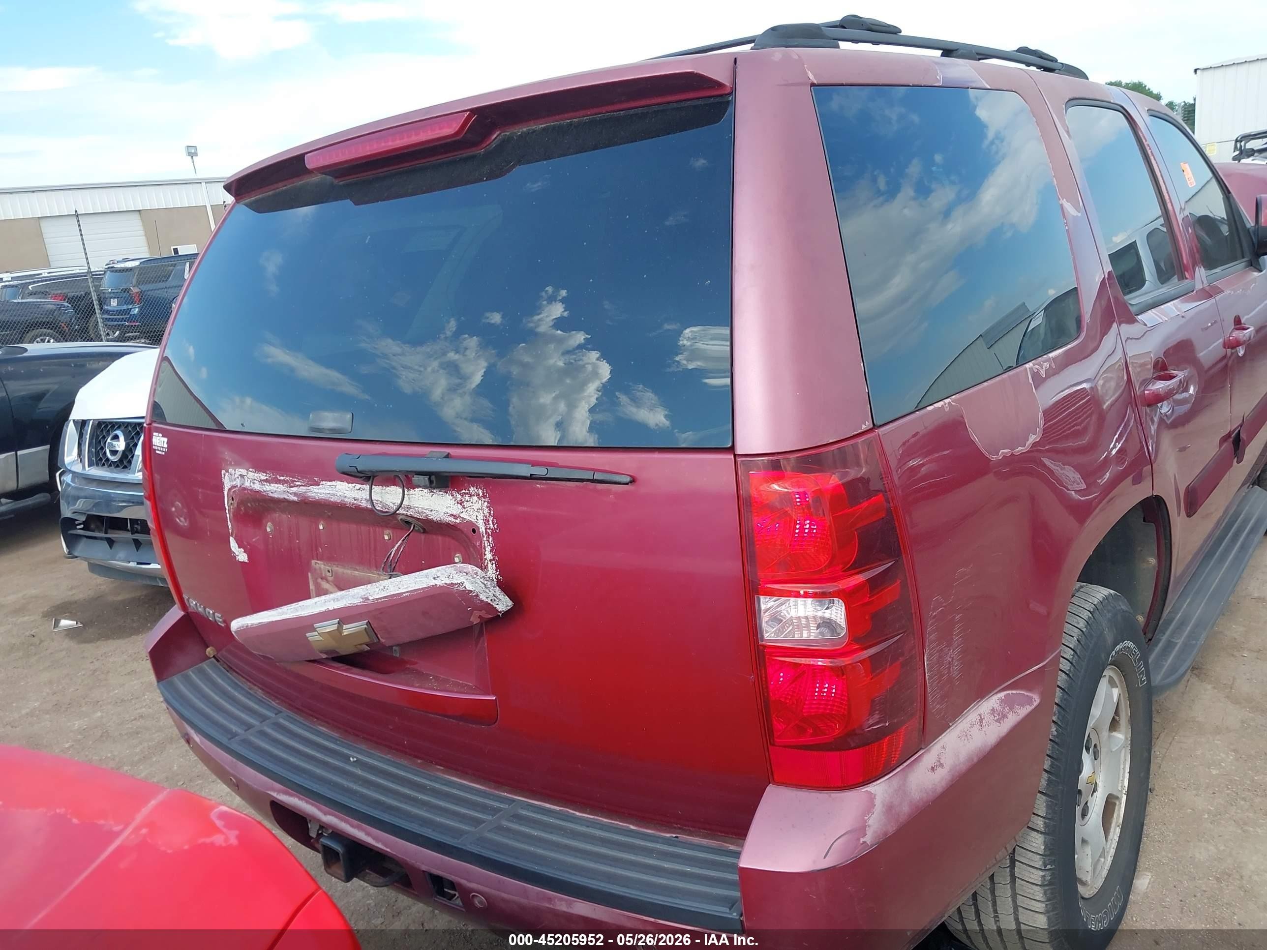 2007 Chevrolet Tahoe Lt Maroon vin: 1GNFC13J37R166781