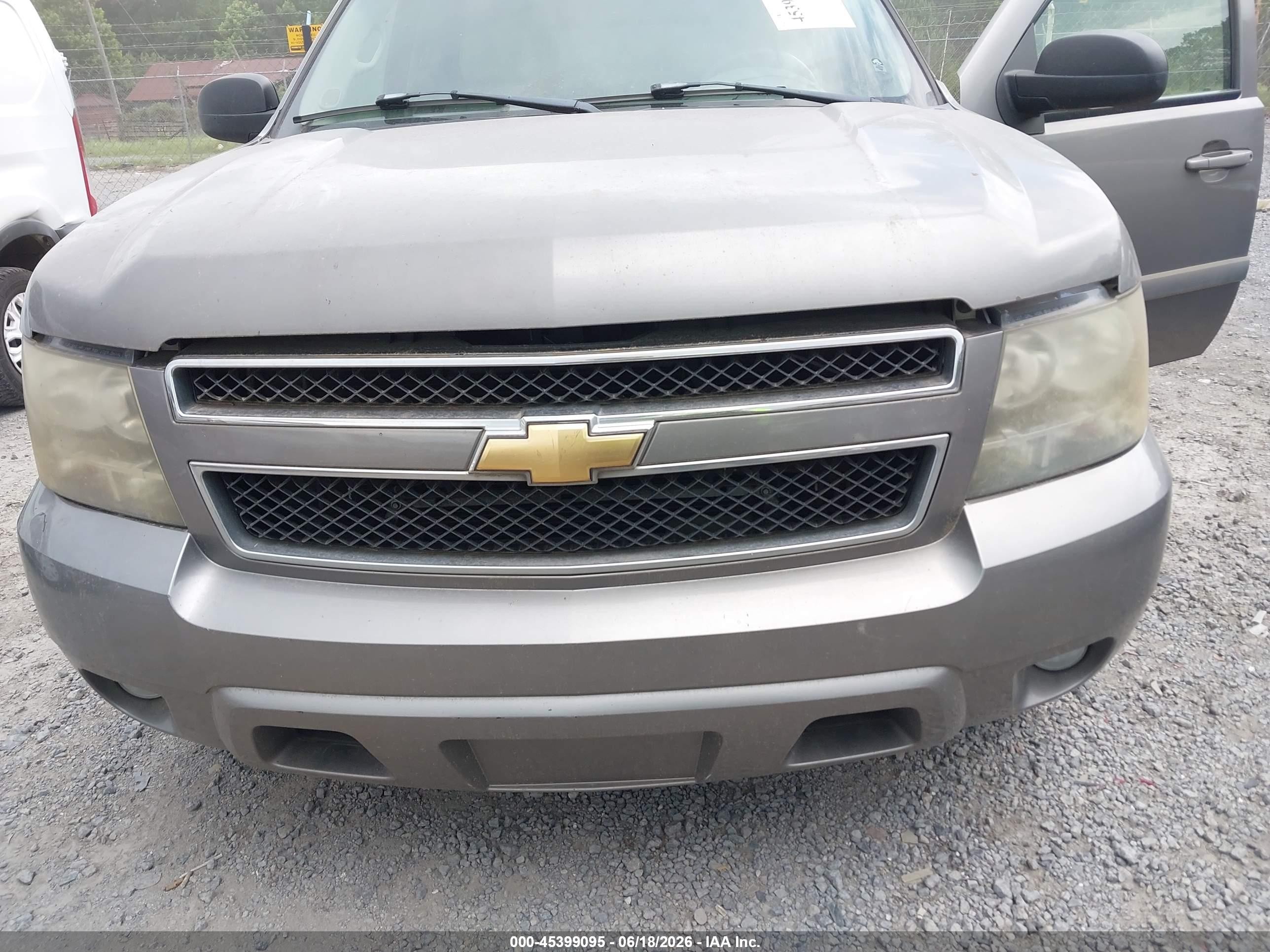 2007 Chevrolet Tahoe Lt Gray vin: 1GNFC13J57J131691
