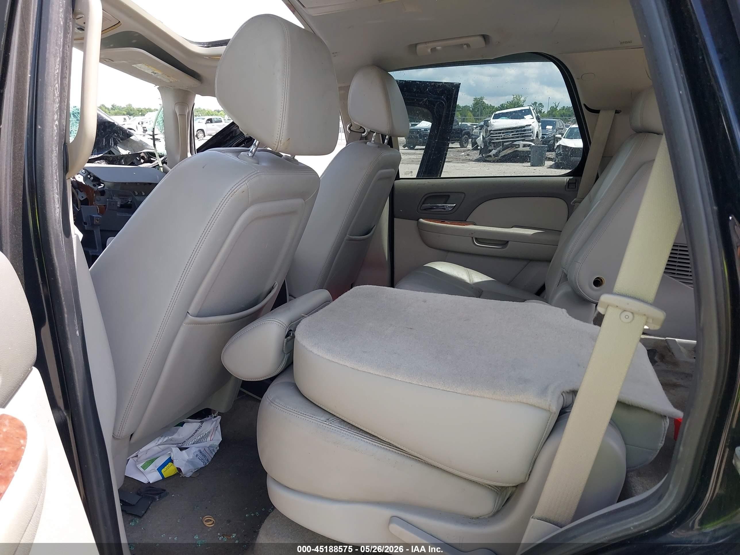 2008 Chevrolet Tahoe Ltz Black vin: 1GNFC13J68R195094