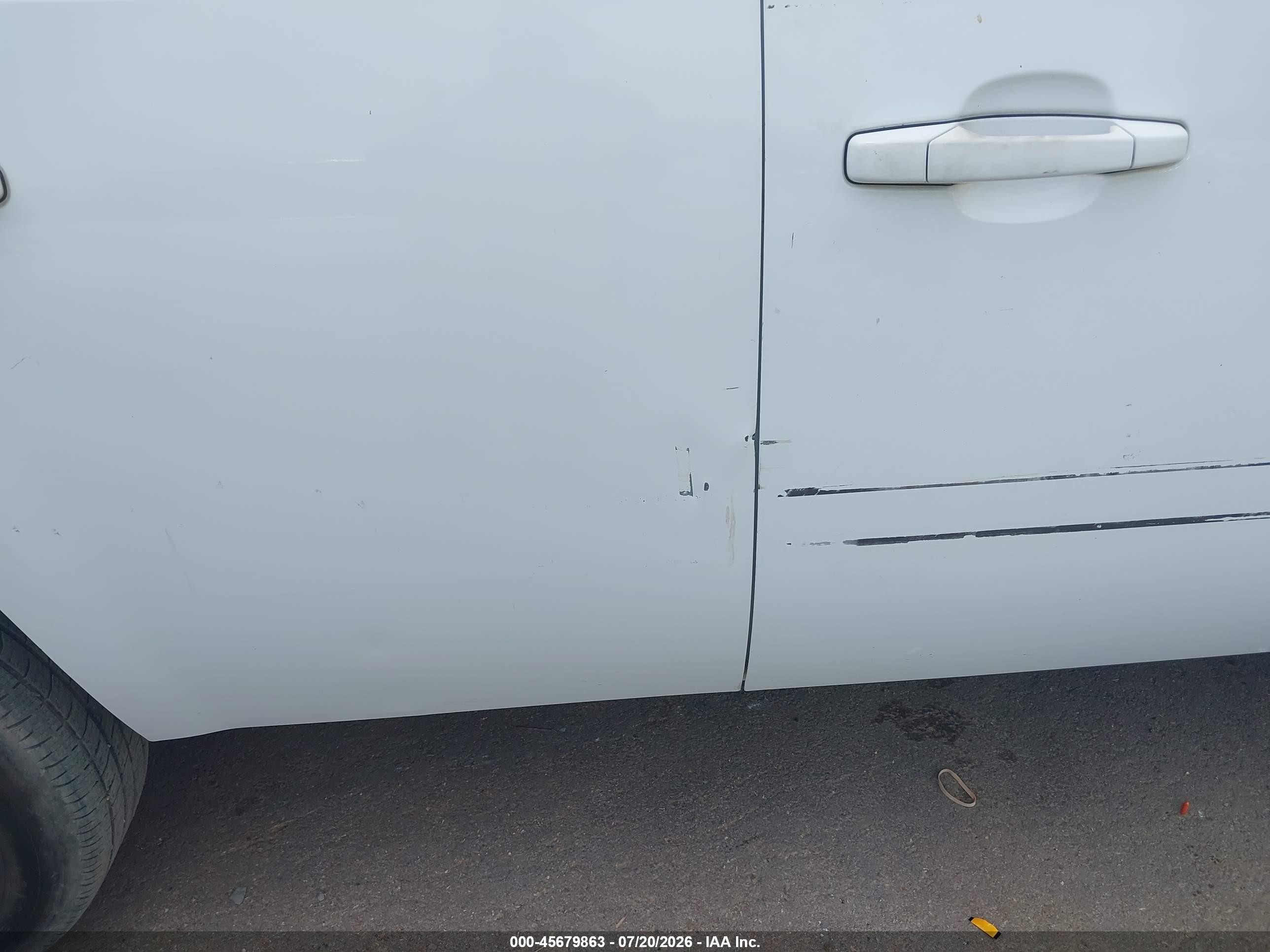 2007 Chevrolet Tahoe Lt White vin: 1GNFC13J77R115350