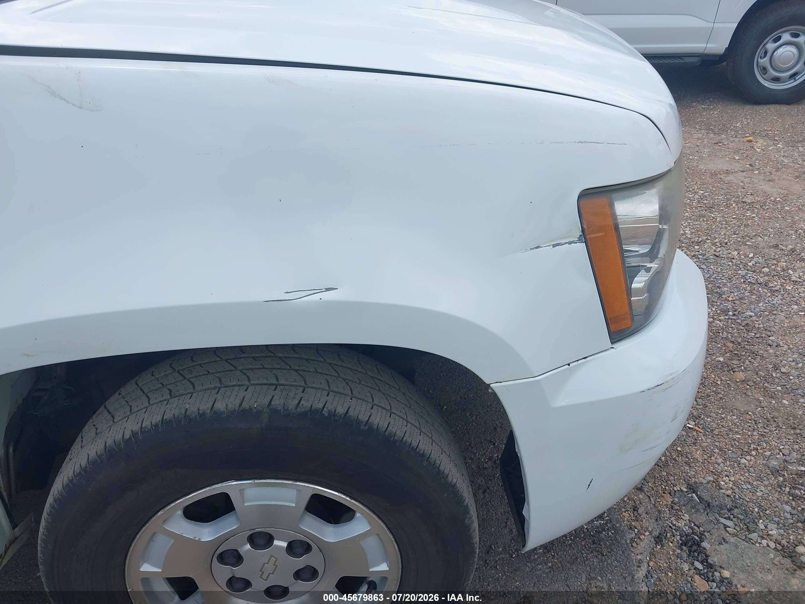 2007 Chevrolet Tahoe Lt White vin: 1GNFC13J77R115350