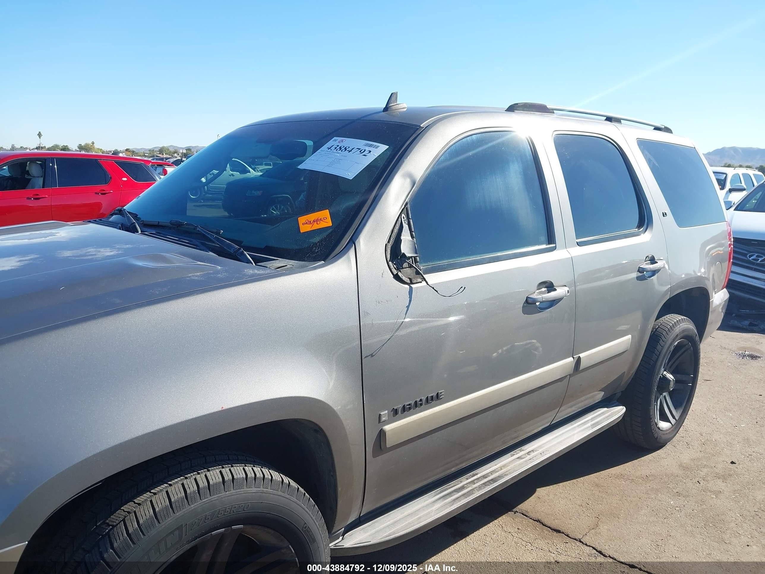 2007 Chevrolet Tahoe Lt Gray vin: 1GNFC13J87J264297