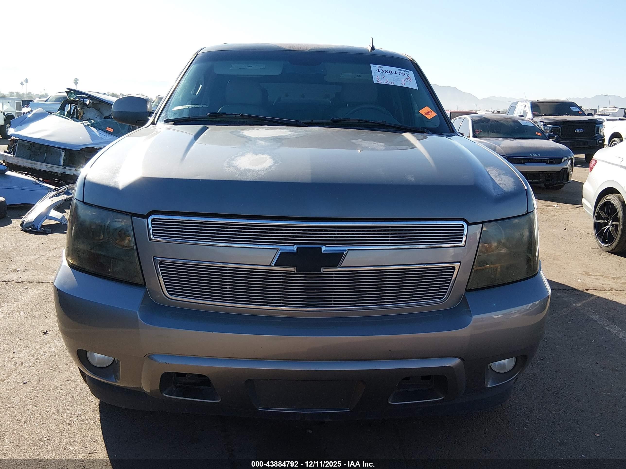 2007 Chevrolet Tahoe Lt Gray vin: 1GNFC13J87J264297
