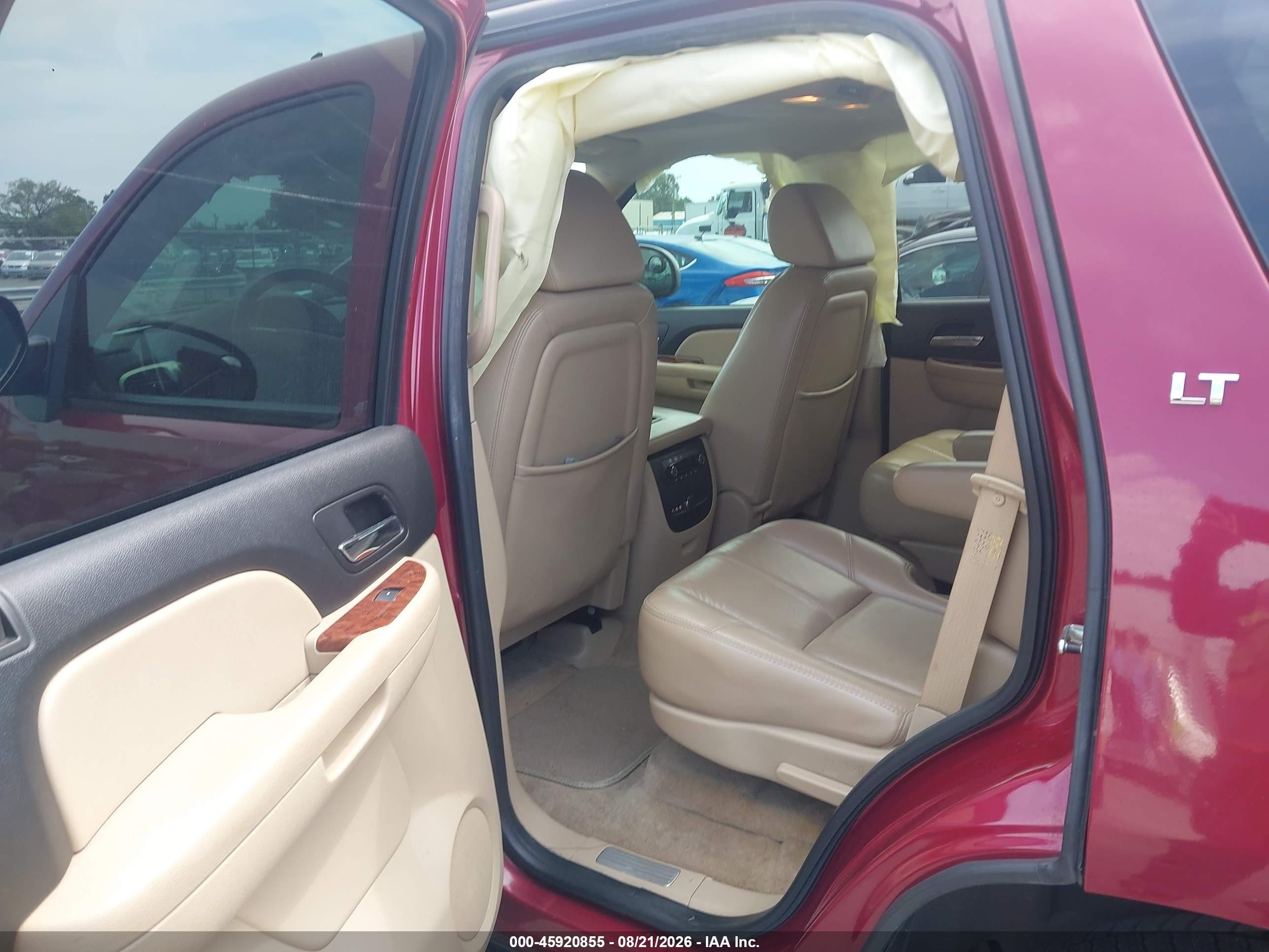 2007 Chevrolet Tahoe Lt Темно-бордовый vin: 1GNFC13J87R186041