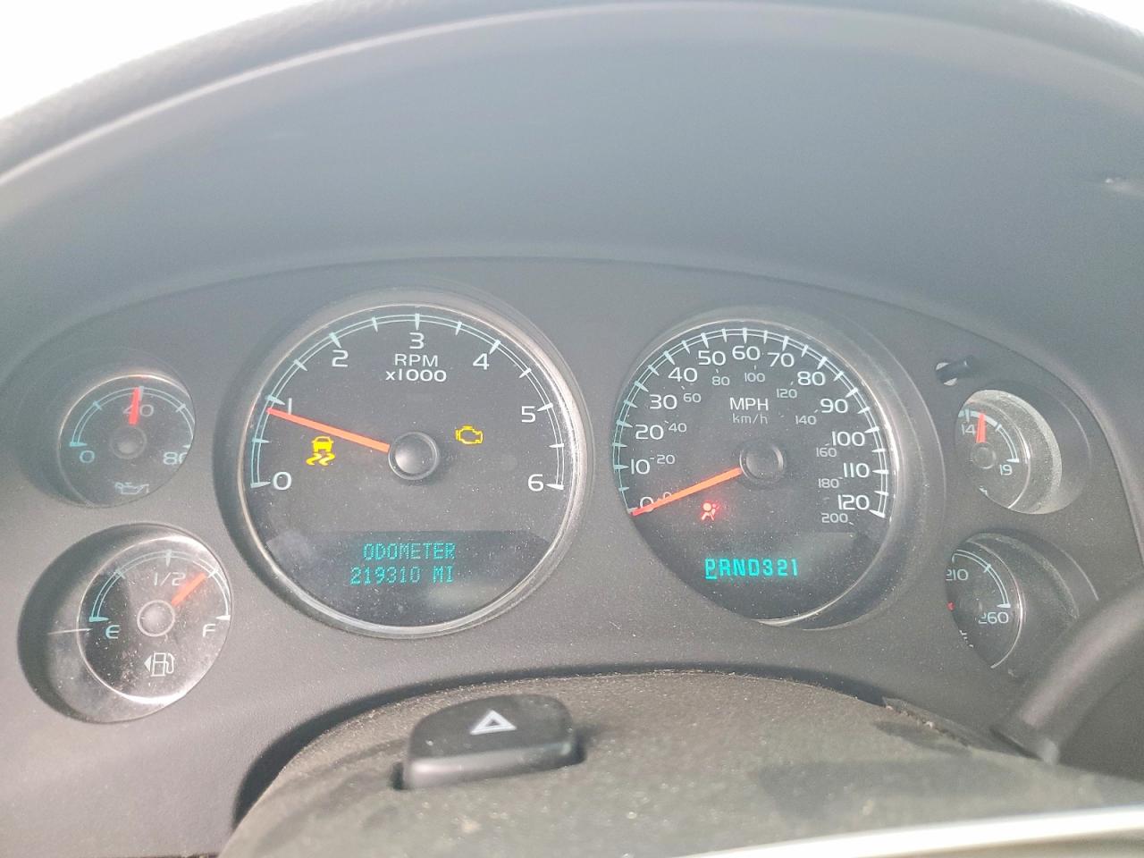 2007 Chevrolet Tahoe C1500 Silver vin: 1GNFC13J97R147975