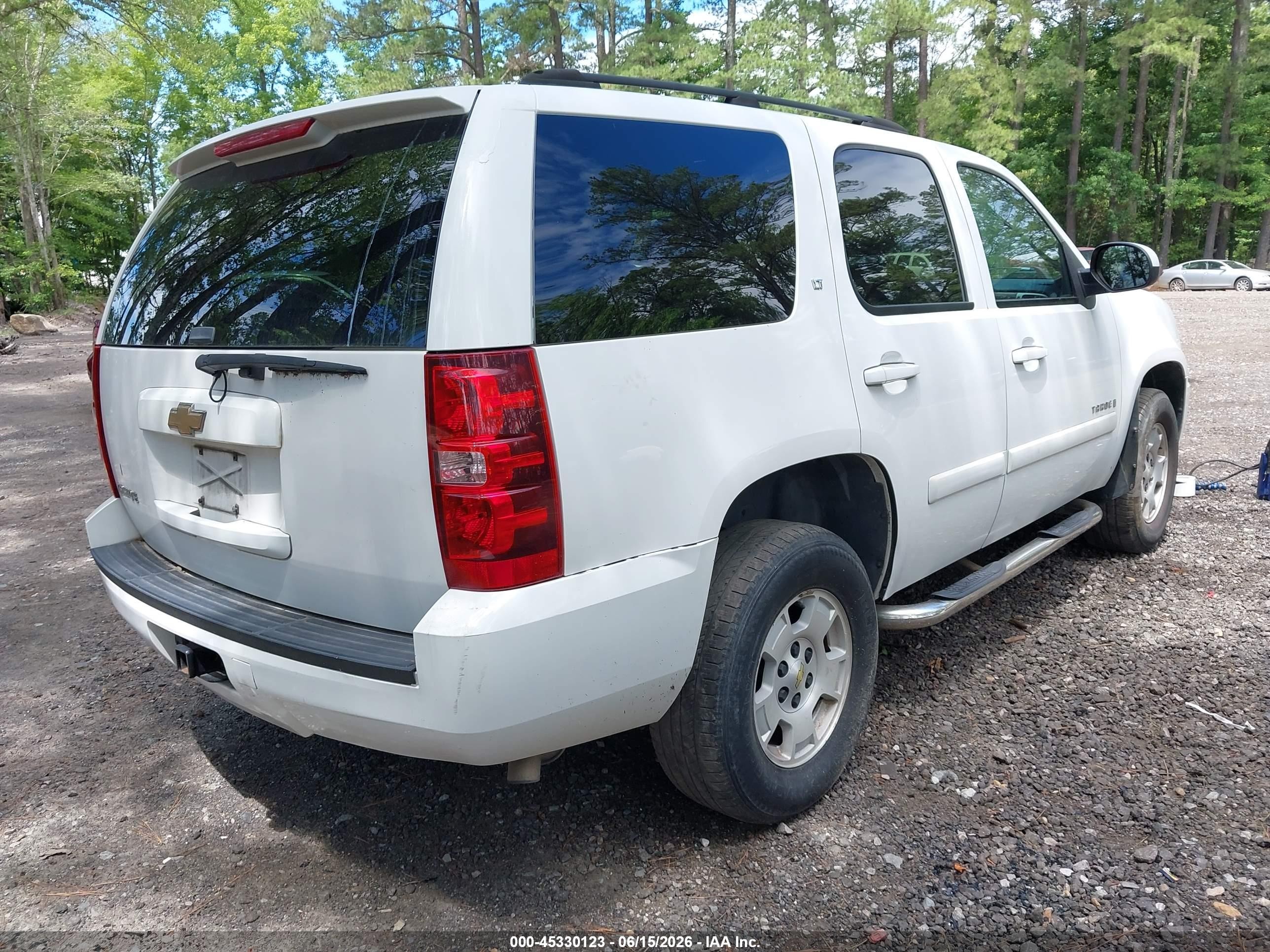 2007 Chevrolet Tahoe Lt Белый vin: 1GNFC13J97R178563