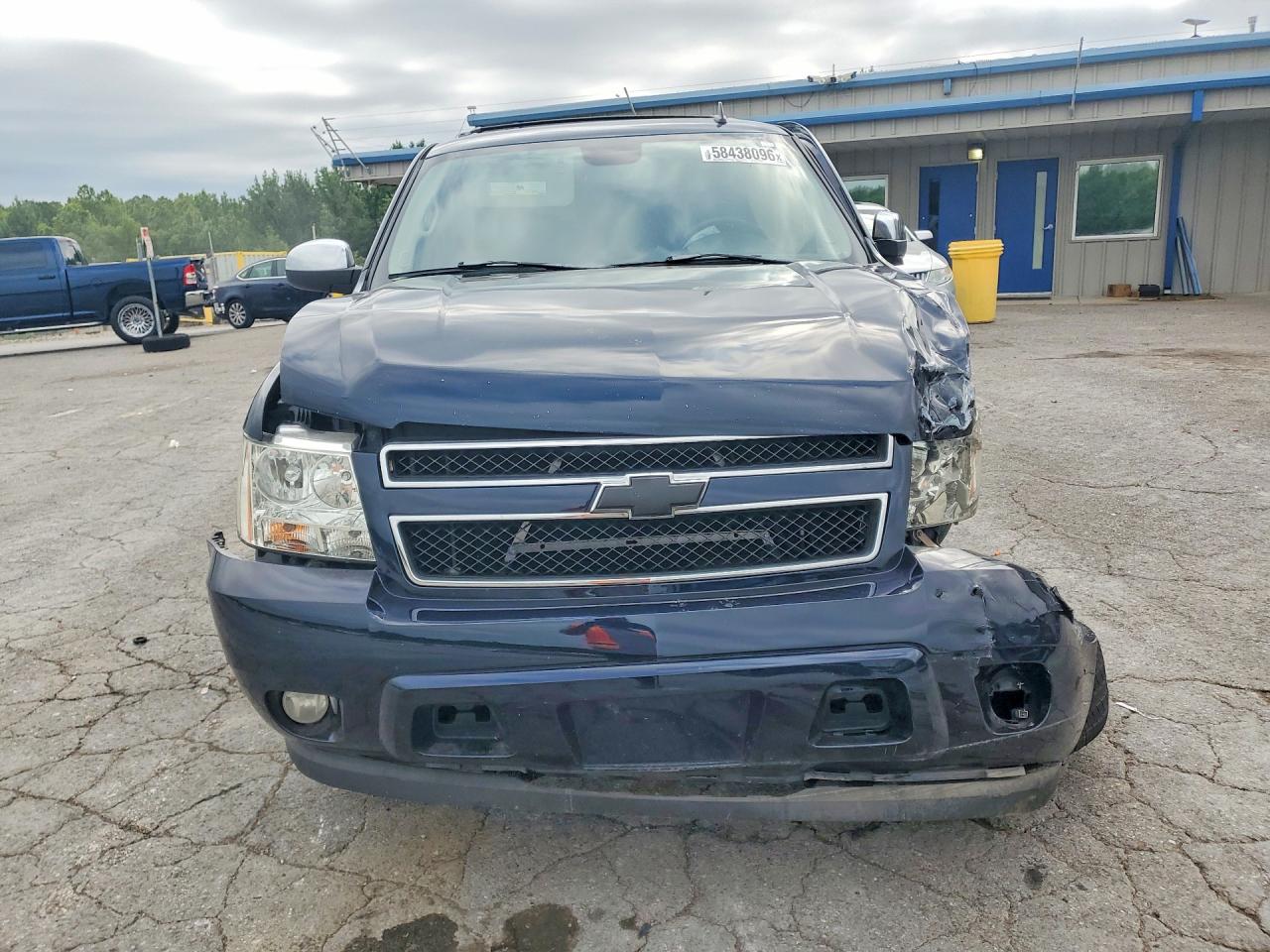 2008 Chevrolet Tahoe C1500 Синий vin: 1GNFC13J98R166480