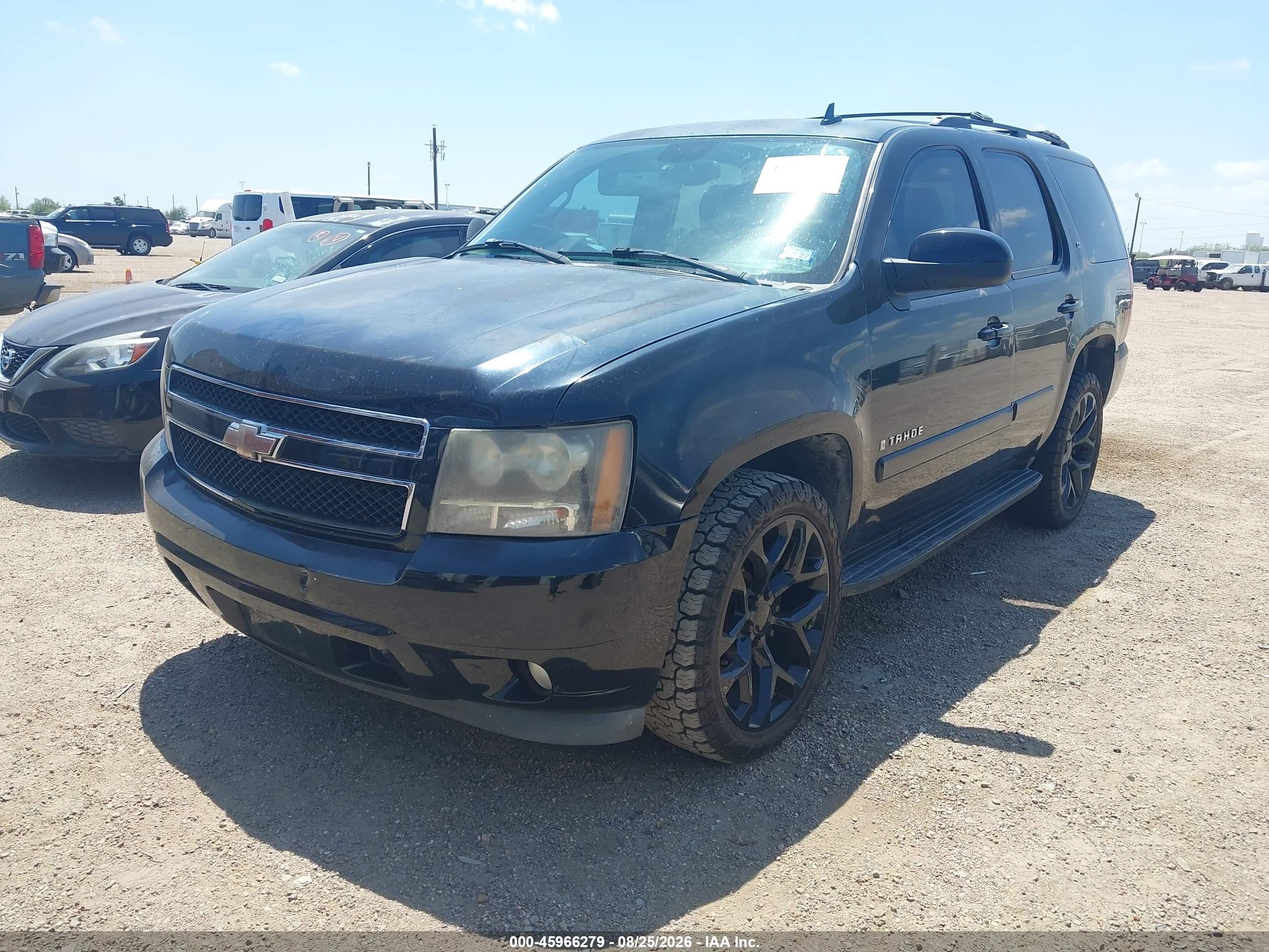 2008 Chevrolet Tahoe Lt Black vin: 1GNFC13J98R174014