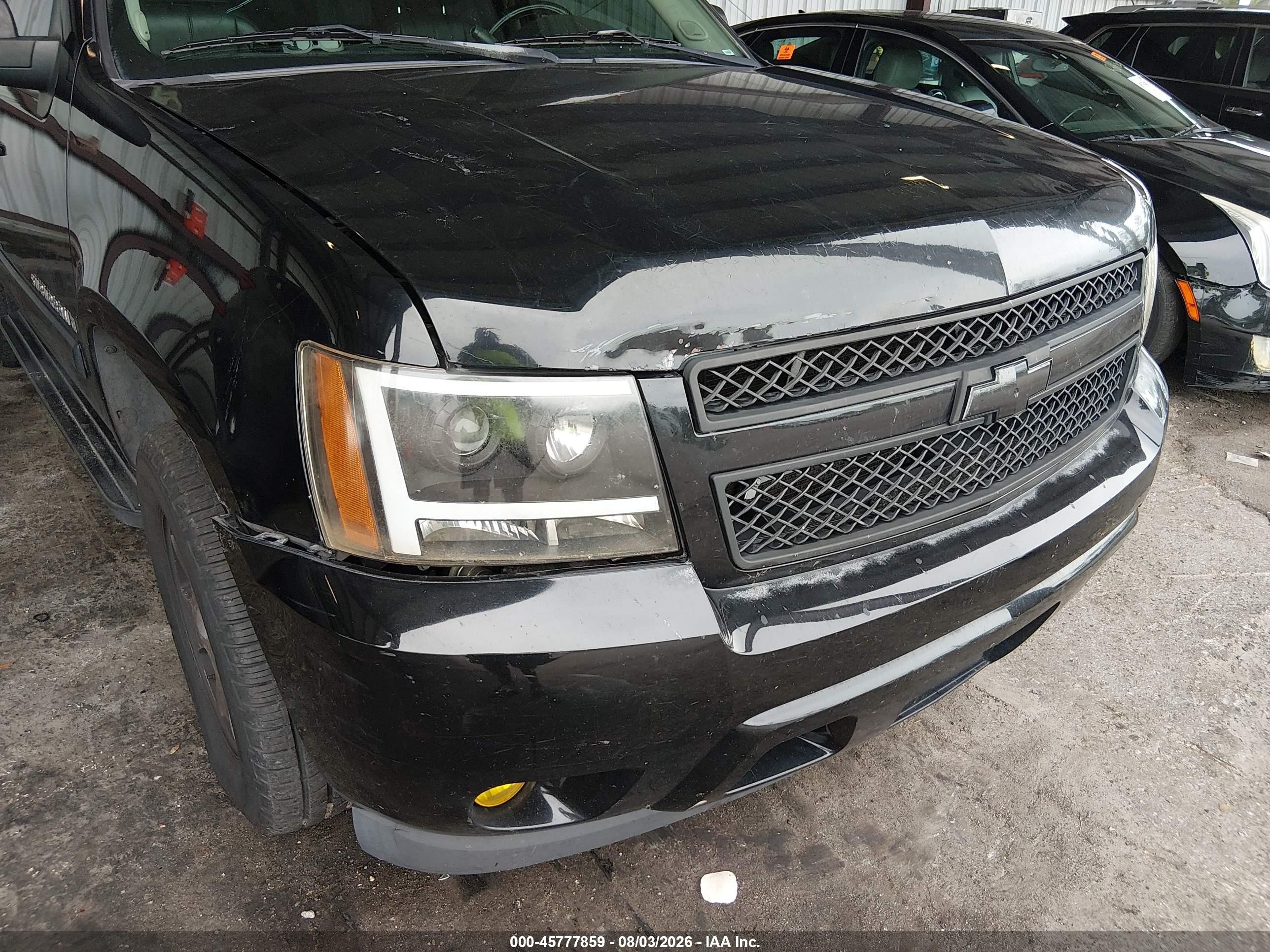 2008 Chevrolet Suburban 1500 Lt Черный vin: 1GNFC16008R211292