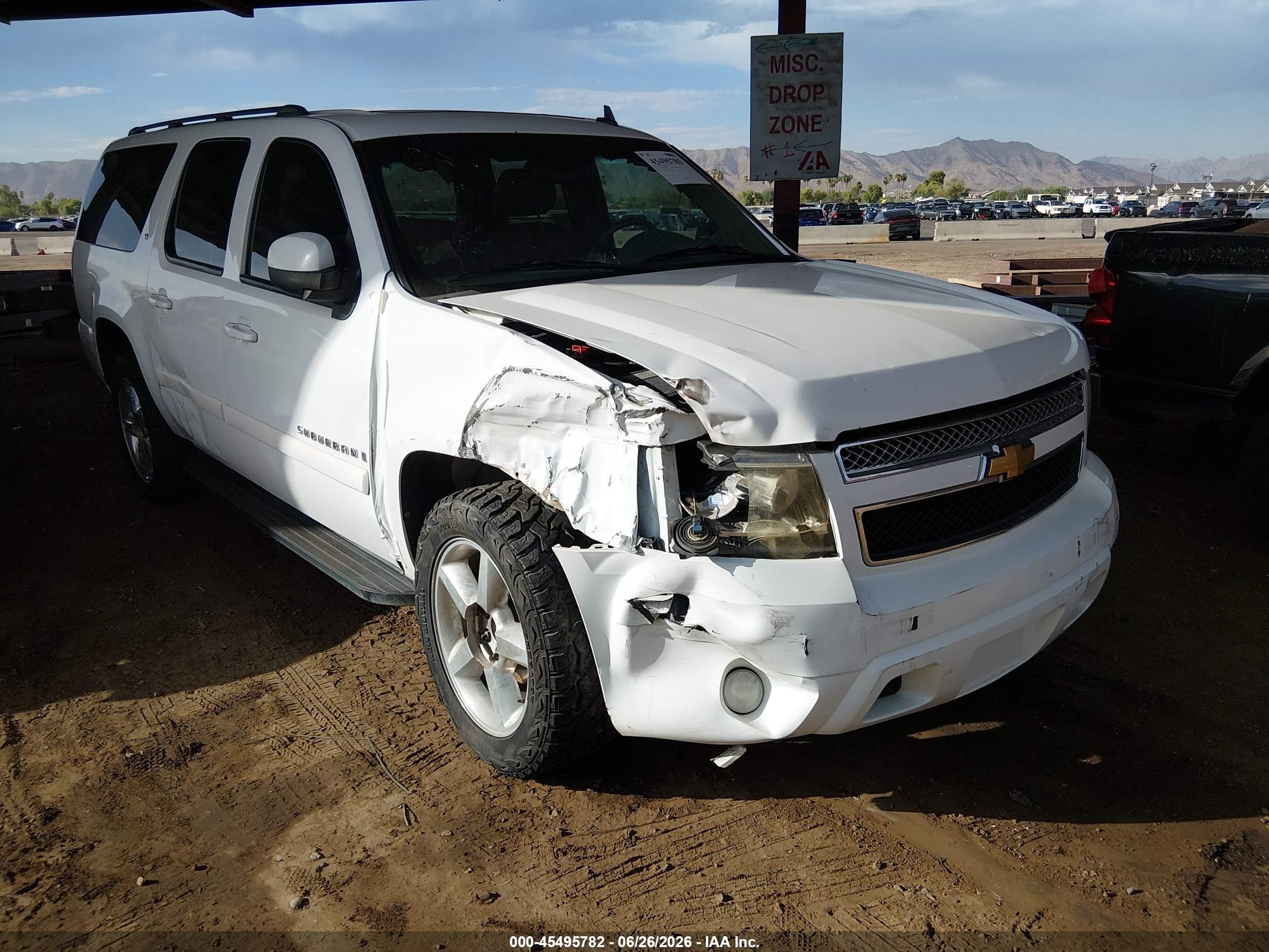 2008 Chevrolet Suburban 1500 Lt Белый vin: 1GNFC16008R238976
