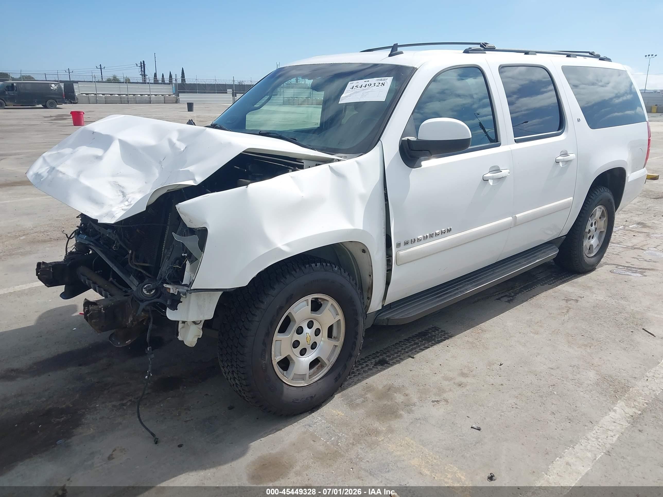 2008 Chevrolet Suburban 1500 Lt White vin: 1GNFC16018R152222