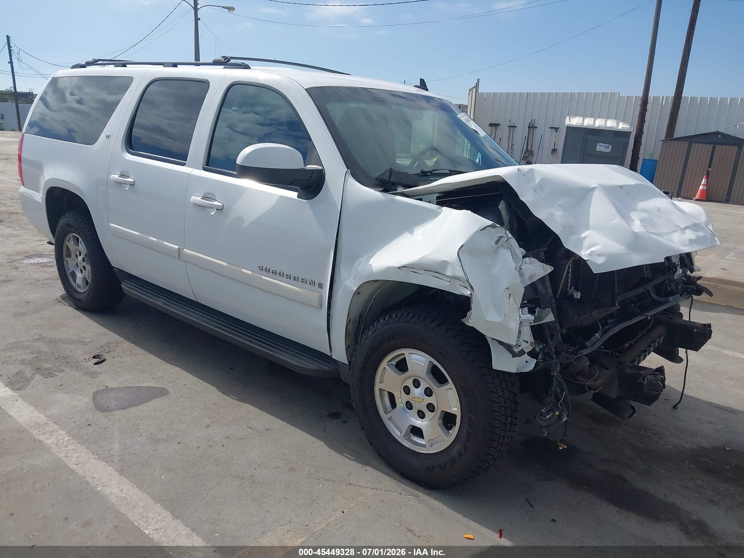 2008 Chevrolet Suburban 1500 Lt White vin: 1GNFC16018R152222