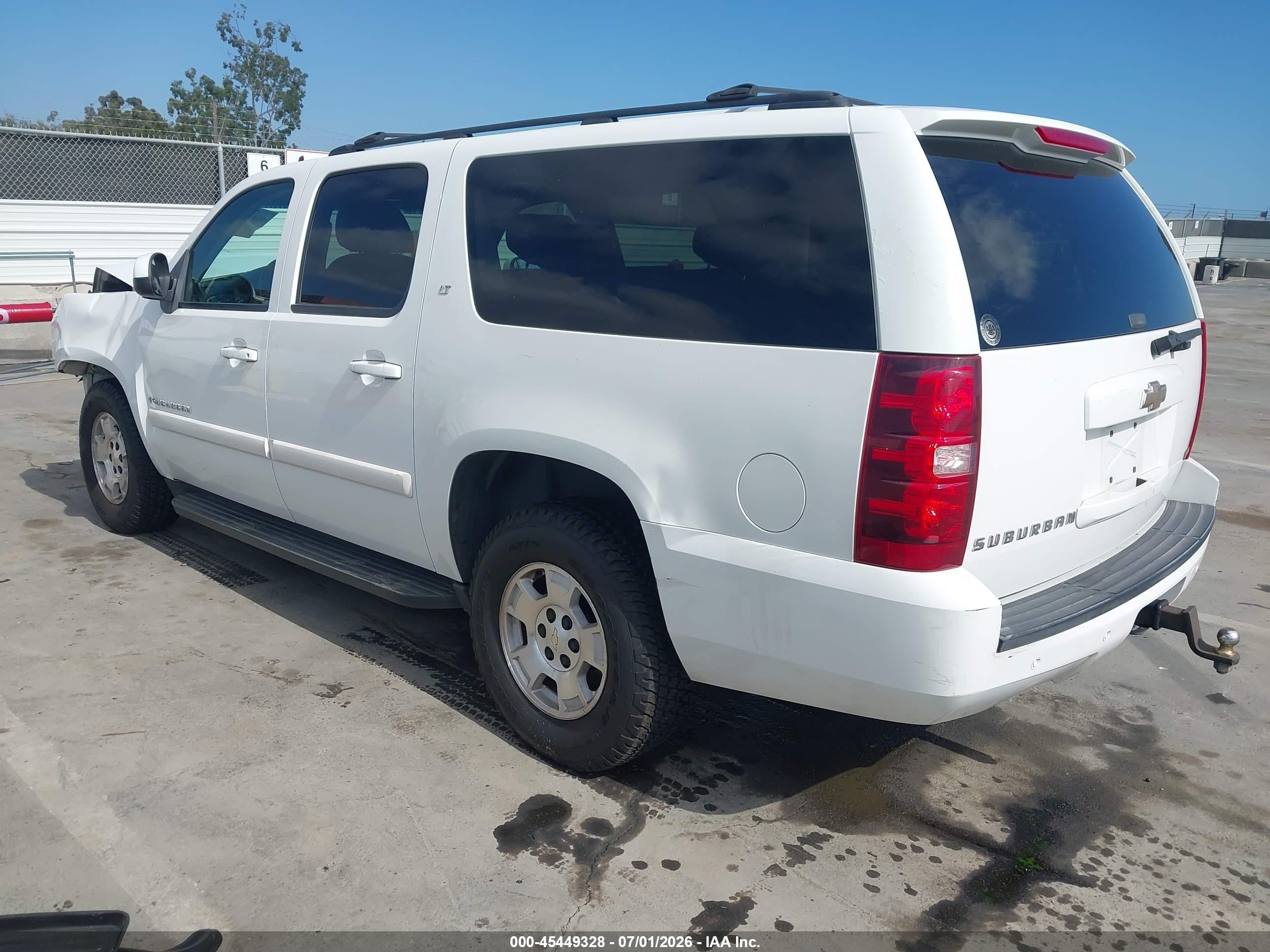 2008 Chevrolet Suburban 1500 Lt White vin: 1GNFC16018R152222