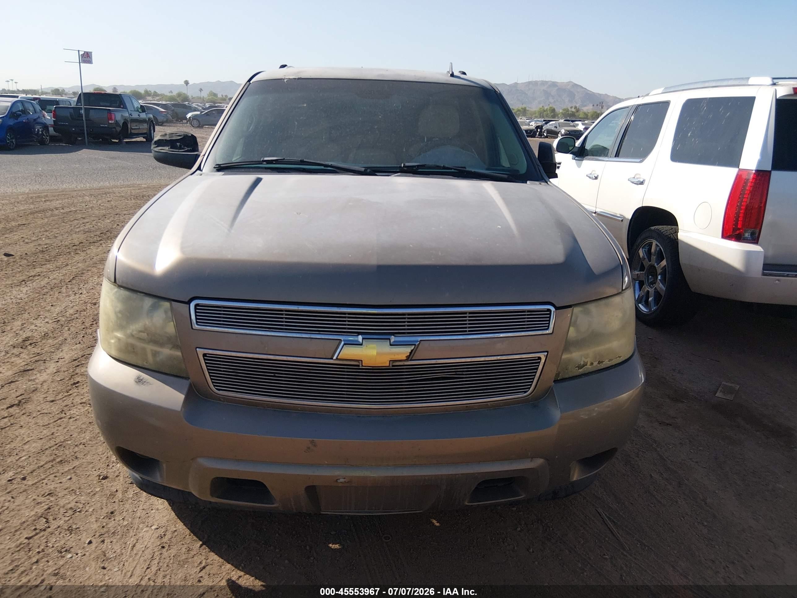 2007 Chevrolet Suburban Ls Tan vin: 1GNFC16027R212250