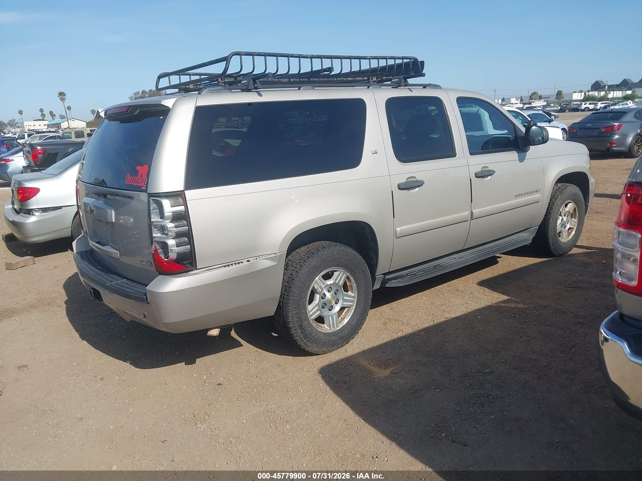 2008 Chevrolet Suburban 1500 Ls Gray vin: 1GNFC16028J218579