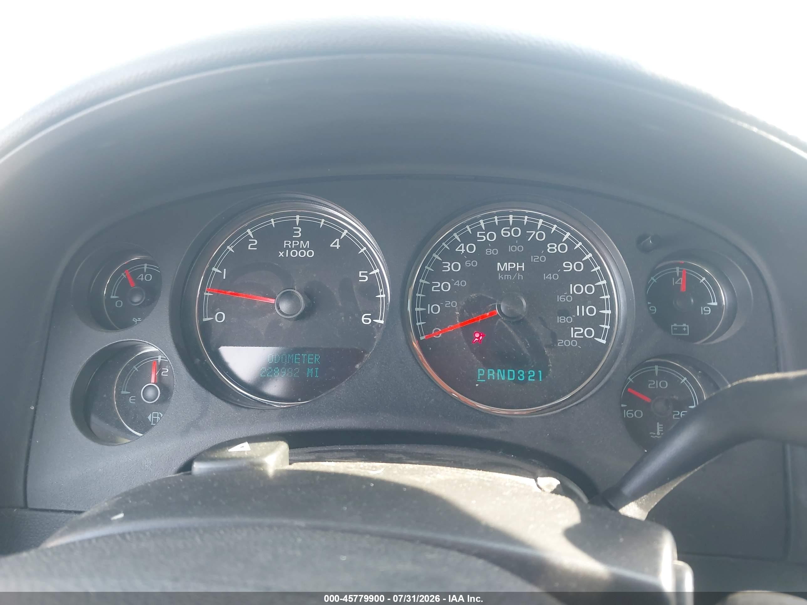 2008 Chevrolet Suburban 1500 Ls Gray vin: 1GNFC16028J218579