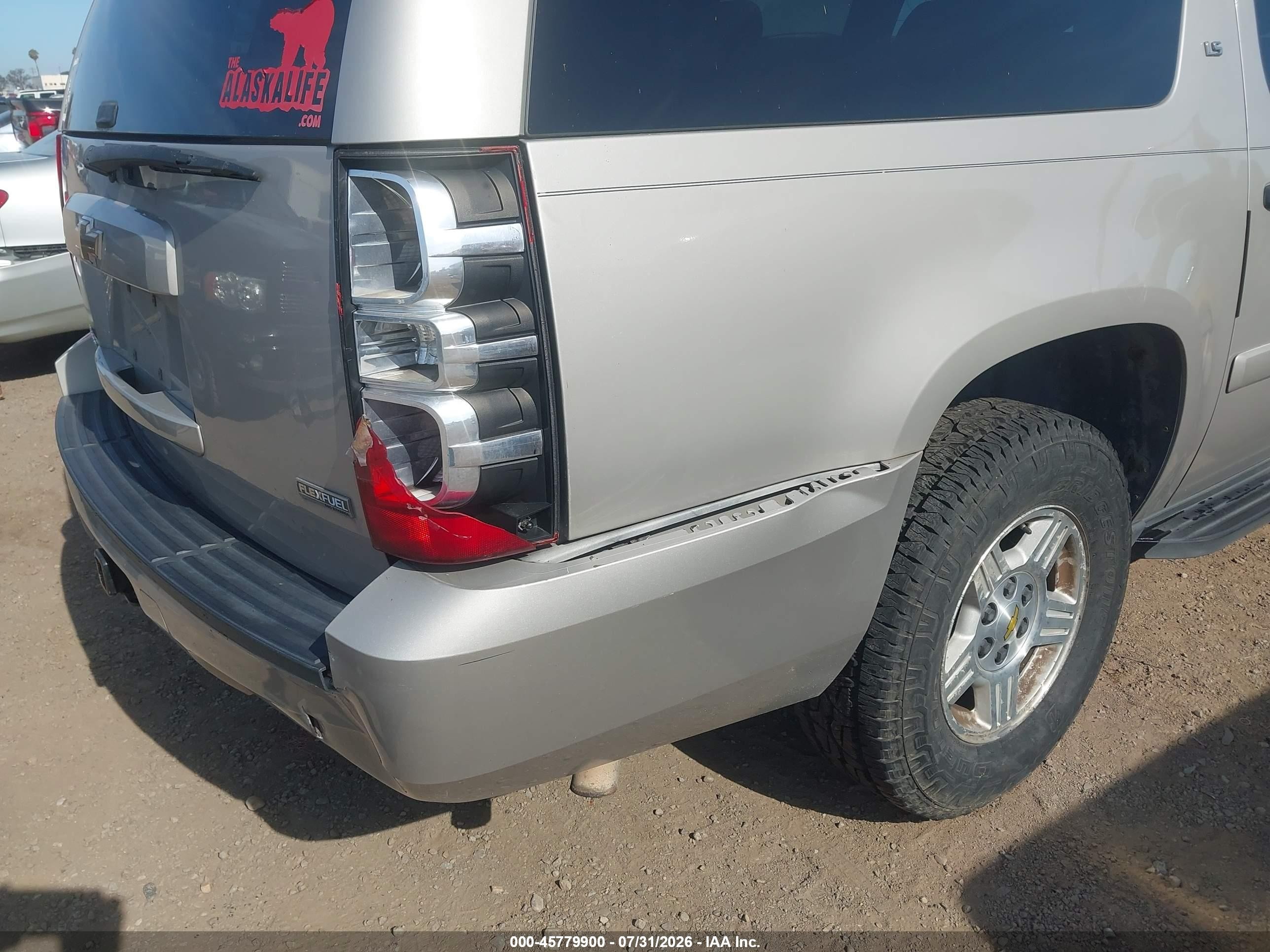 2008 Chevrolet Suburban 1500 Ls Gray vin: 1GNFC16028J218579