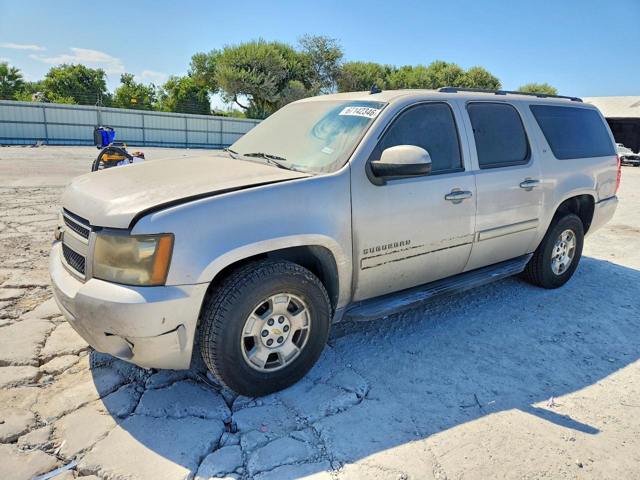 2008 Chevrolet Suburban C1500 Ls Tan vin: 1GNFC16028R236520