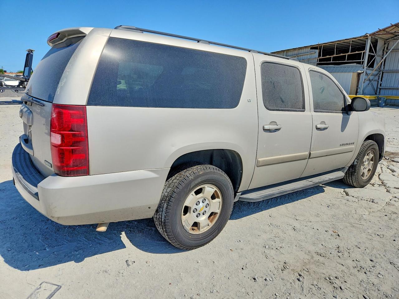2008 Chevrolet Suburban C1500 Ls Tan vin: 1GNFC16028R236520